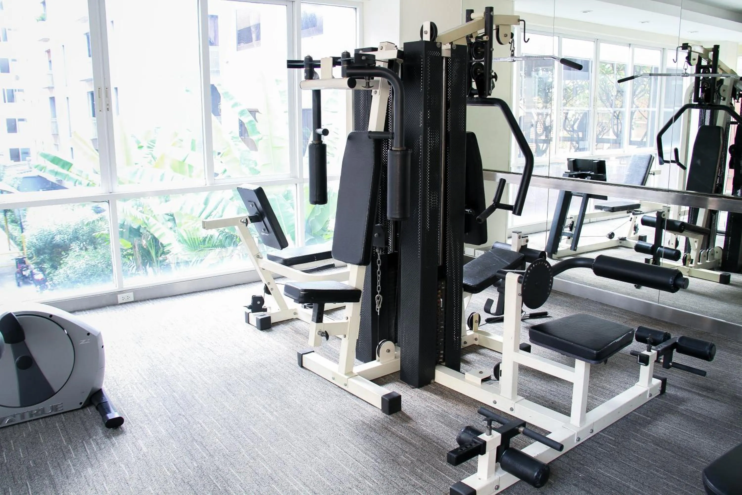 Fitness centre/facilities in FuramaXclusive Sathorn, Bangkok