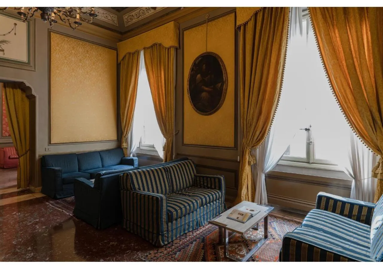 Lobby or reception in Phi Hotel Canalgrande