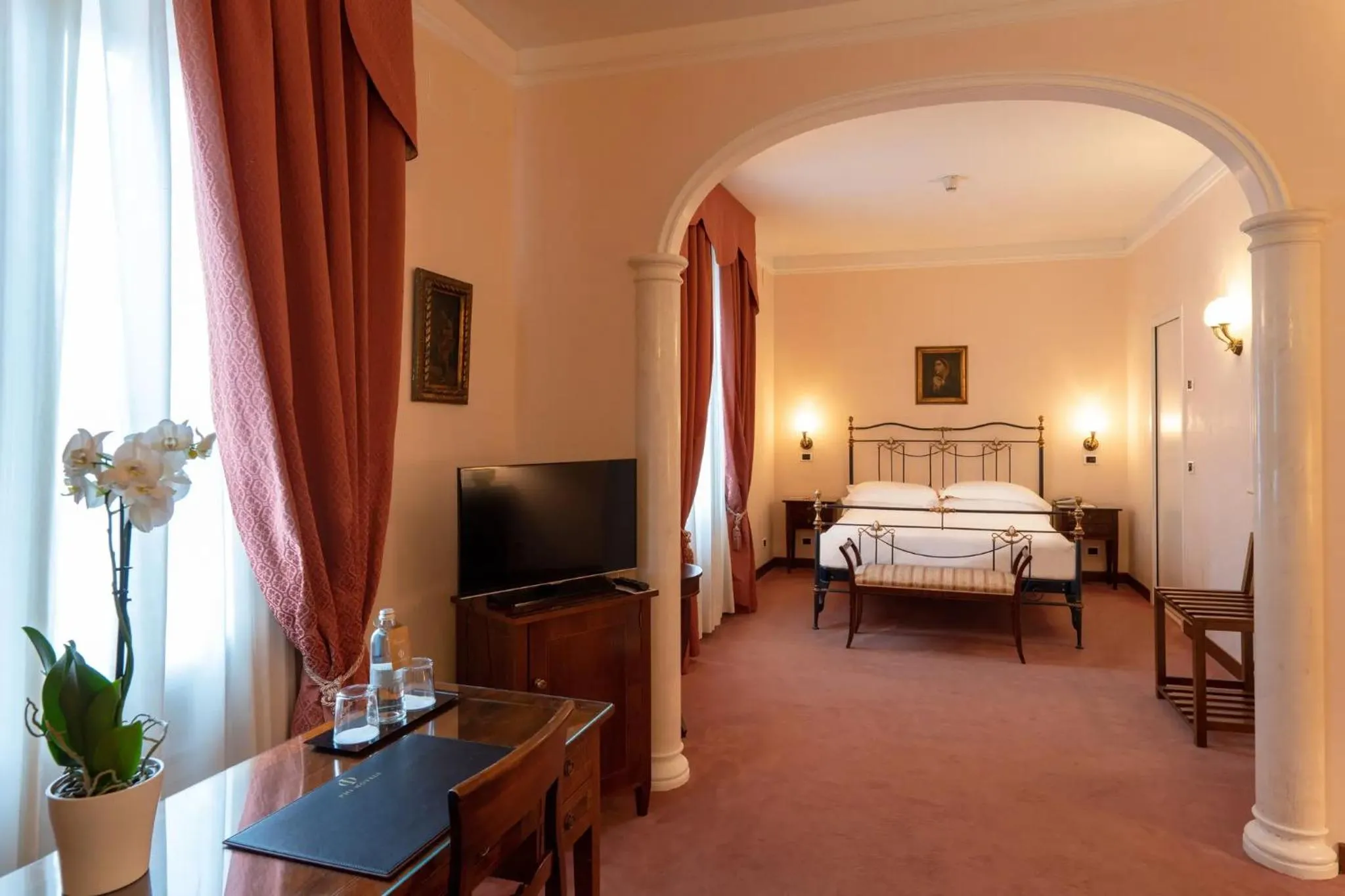 Bedroom, Bed in Phi Hotel Canalgrande