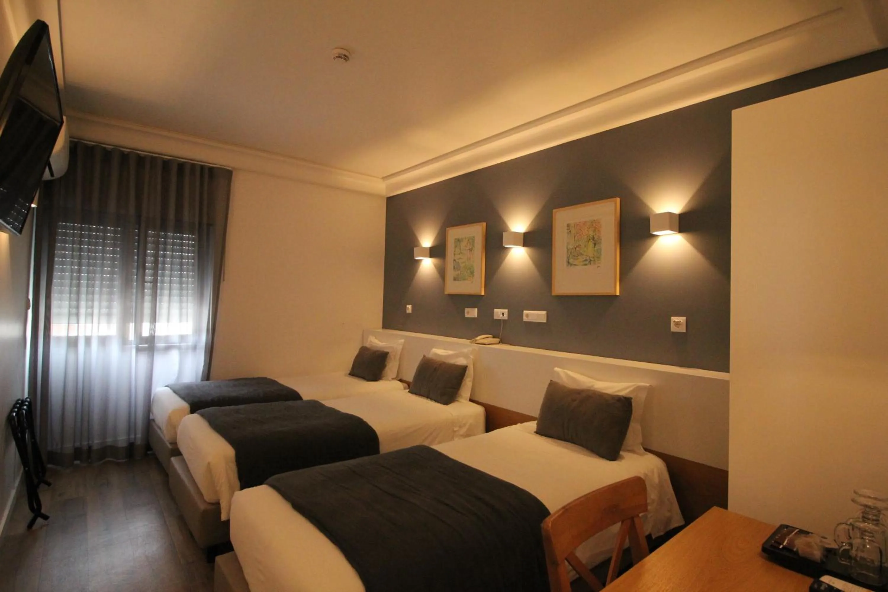 Bed in Imperador Hotel