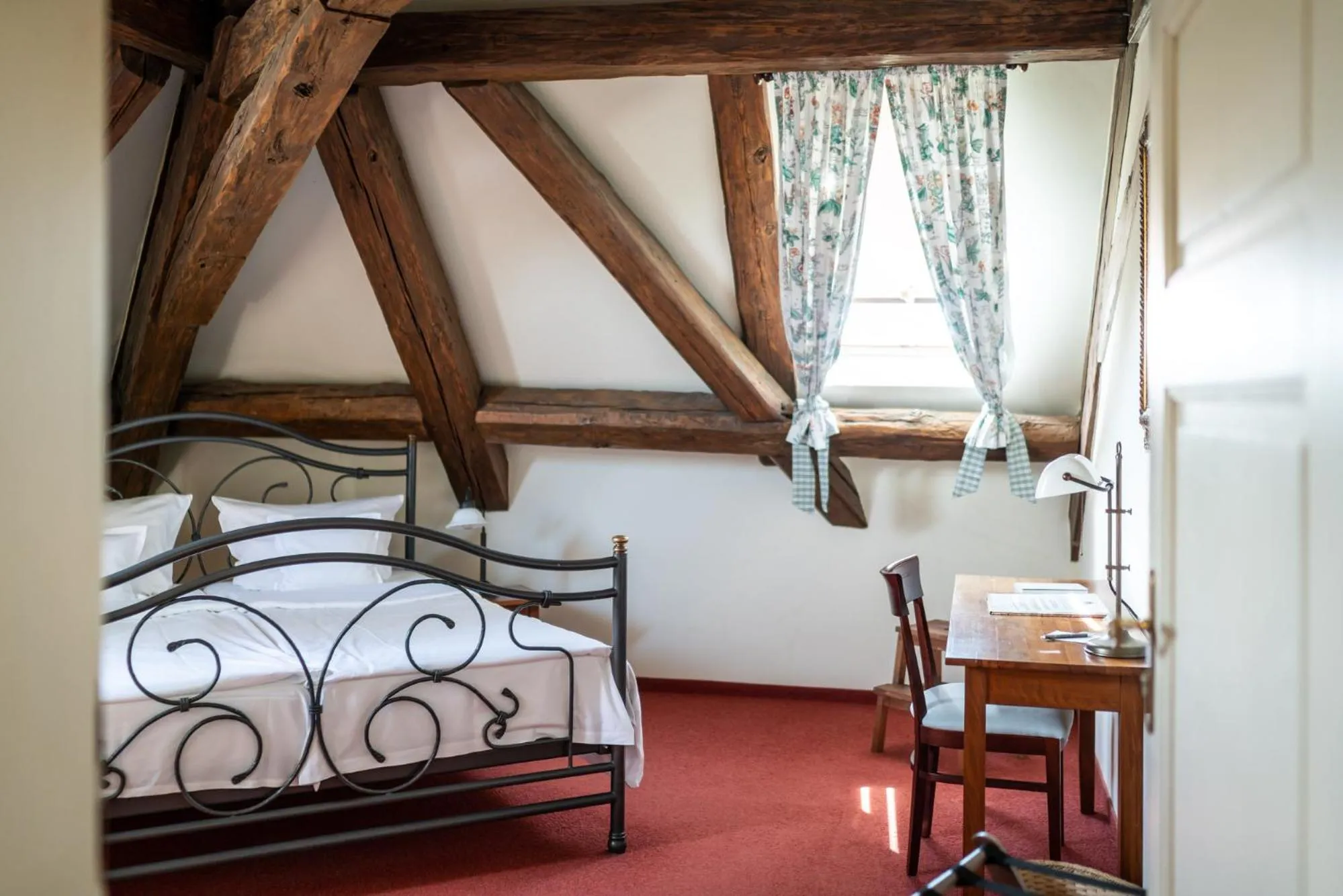 Photo of the whole room, Bed in Romantik Hotel Gutshaus Ludorf
