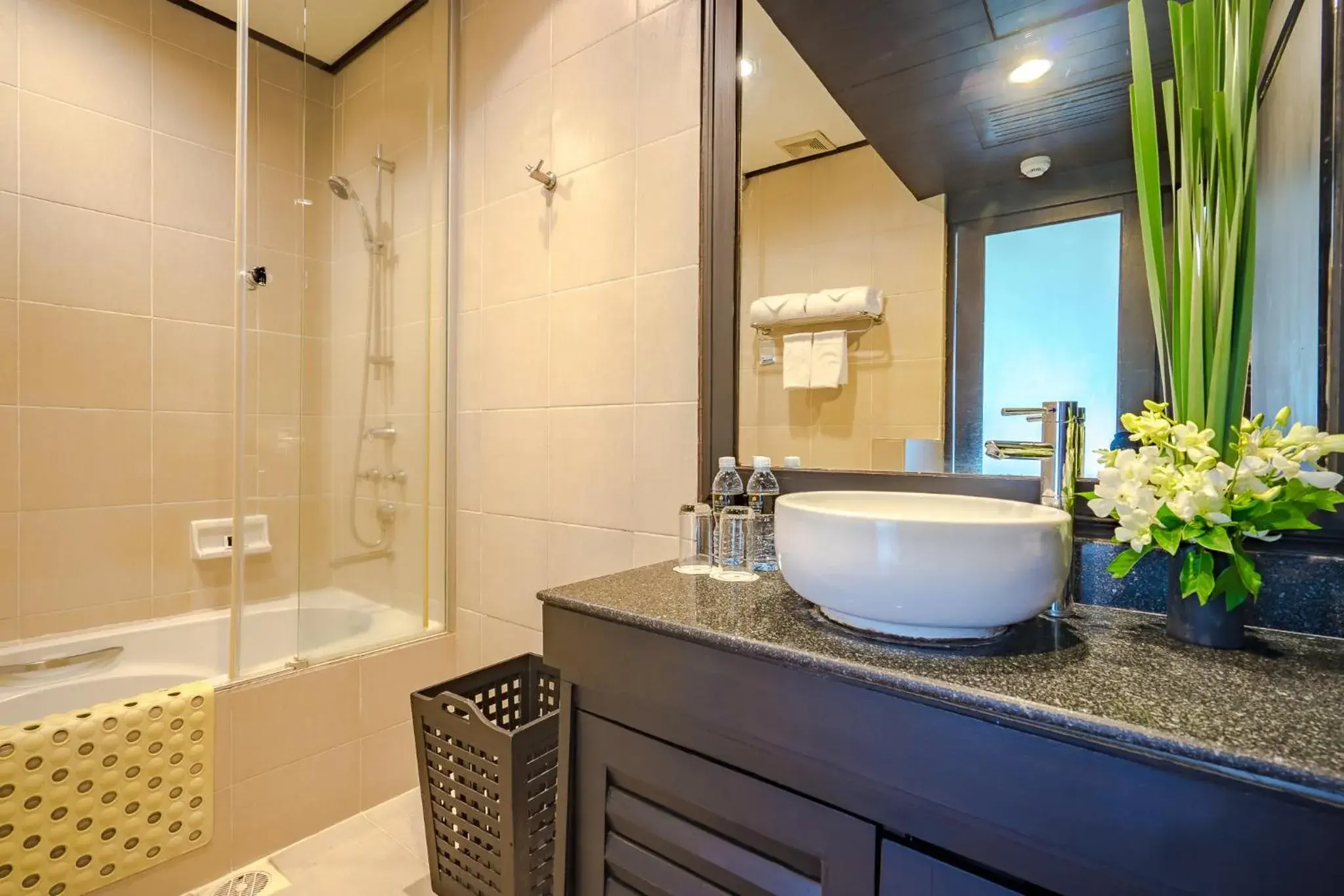 Superior Cottage with Sea View in Impiana Beachfront Resort Chaweng Noi, Koh Samui Superior Cottage with Sea View in Impiana Beachfront Resort Chaweng Noi, Koh Samui