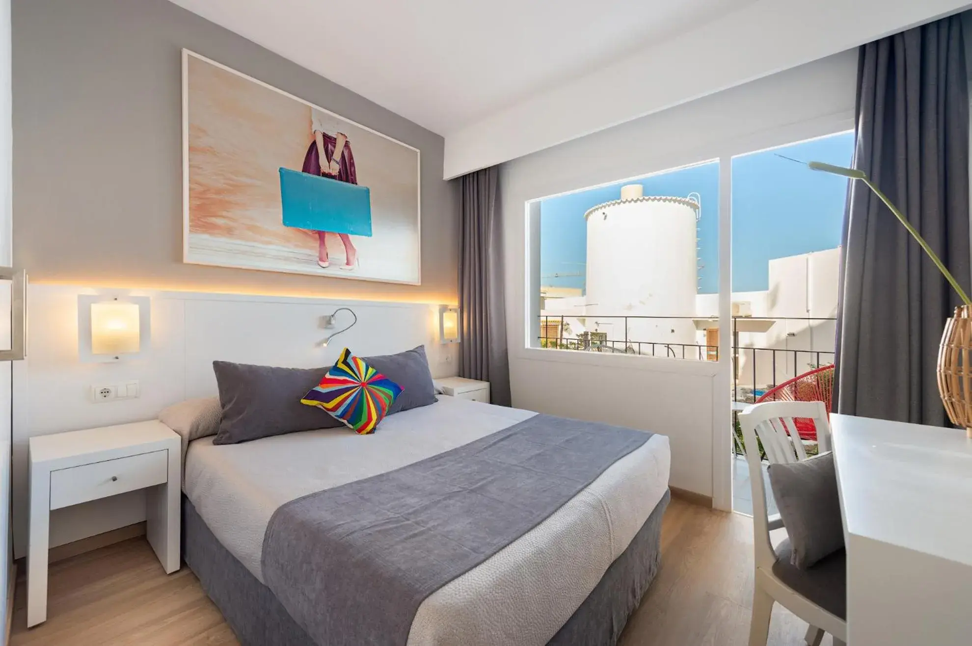 Single Room in Hotel Cenit & Apts Sol y Viento Single Room in Hotel Cenit & Apts Sol y Viento