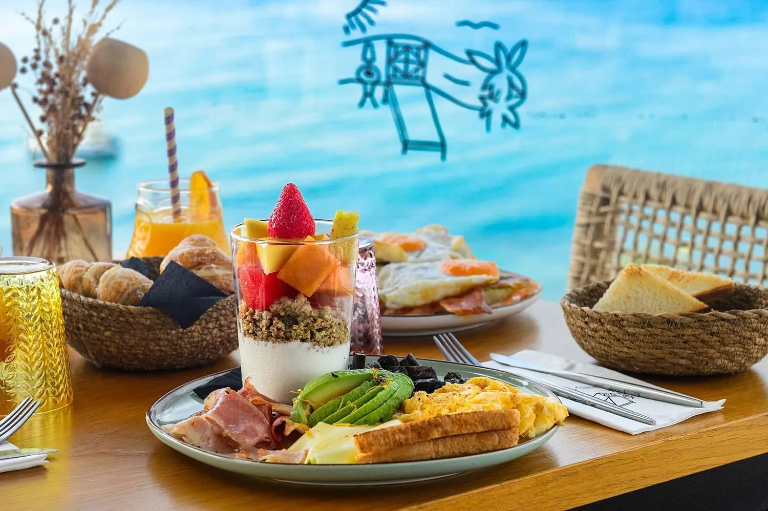 Restaurant/places to eat in Hotel Cenit & Apts Sol y Viento