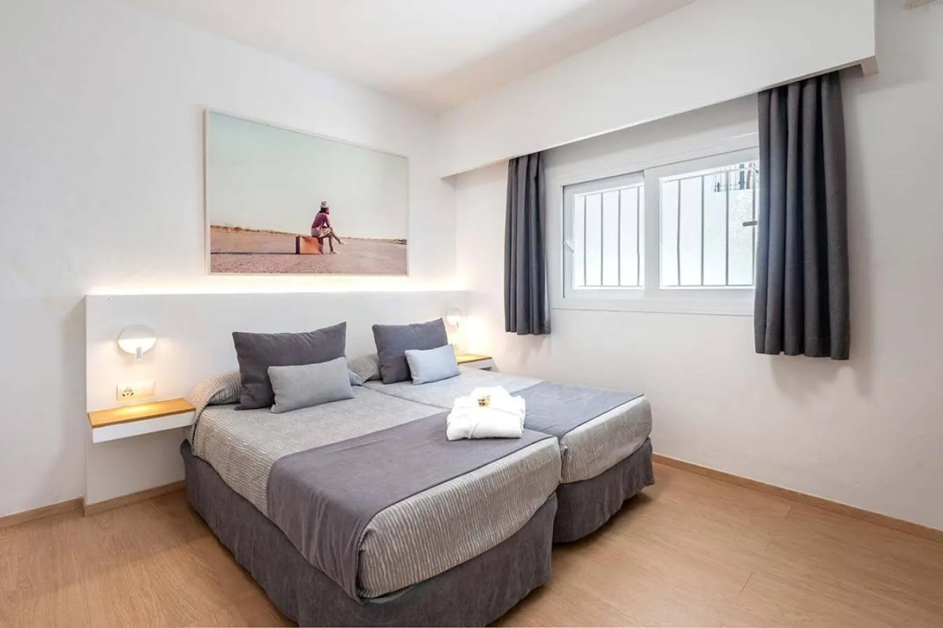 Bed in Hotel Cenit & Apts Sol y Viento