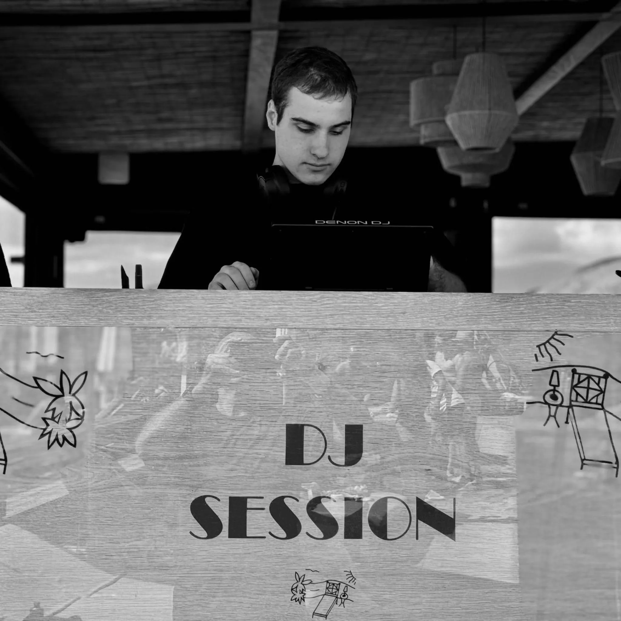 Nightclub / DJ in Hotel Cenit & Apts Sol y Viento