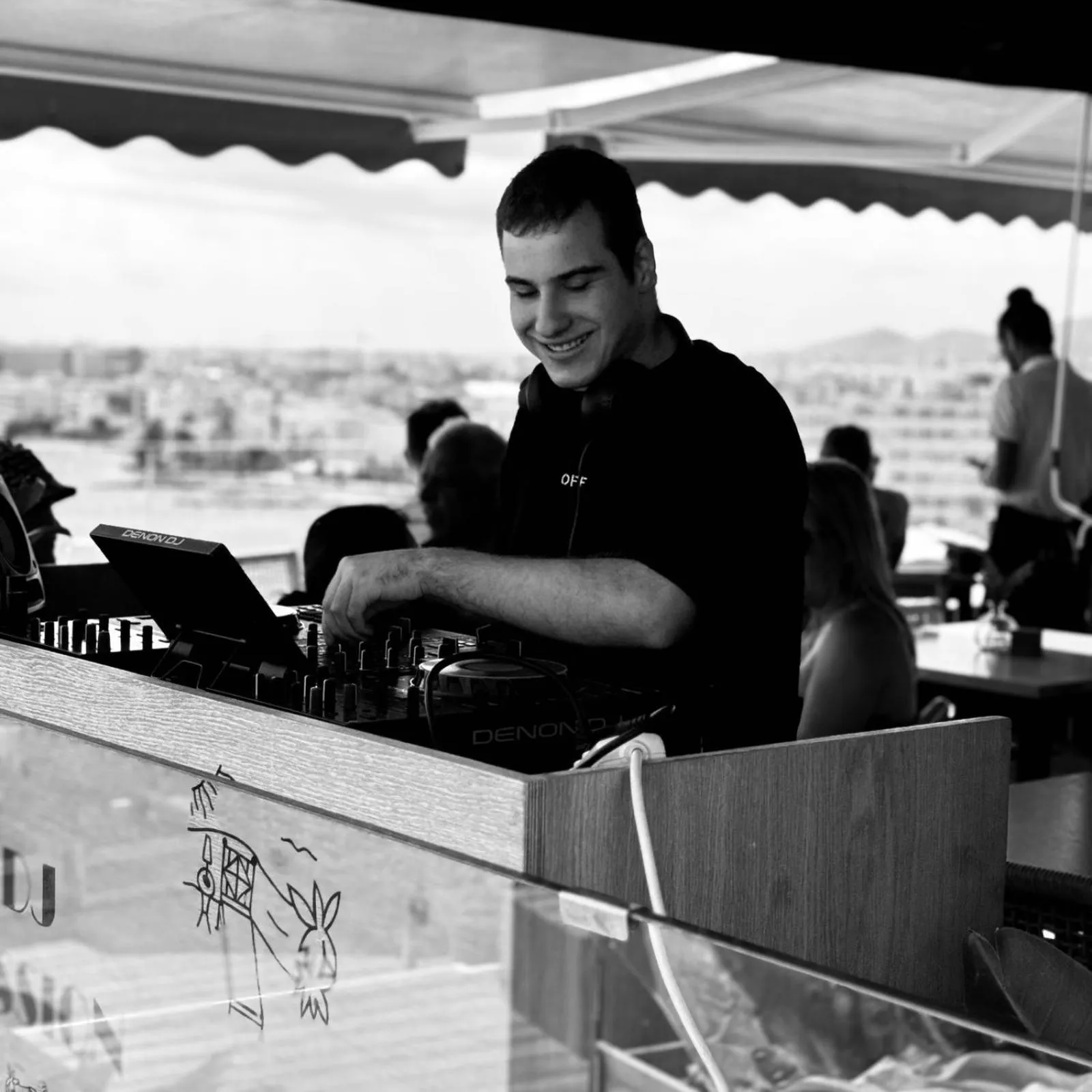 Restaurant/places to eat in Hotel Cenit & Apts Sol y Viento