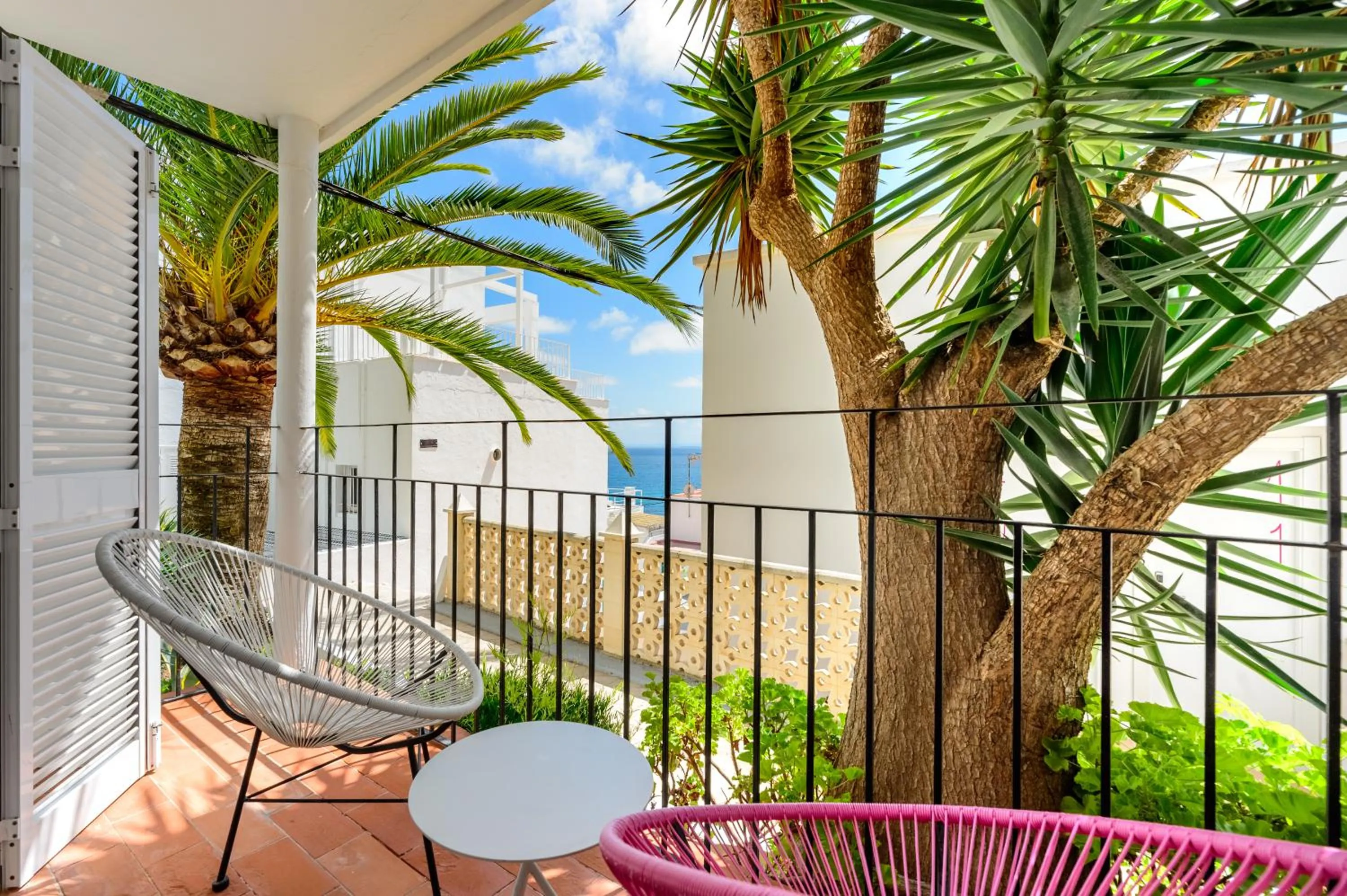 Patio in Hotel Cenit & Apts Sol y Viento