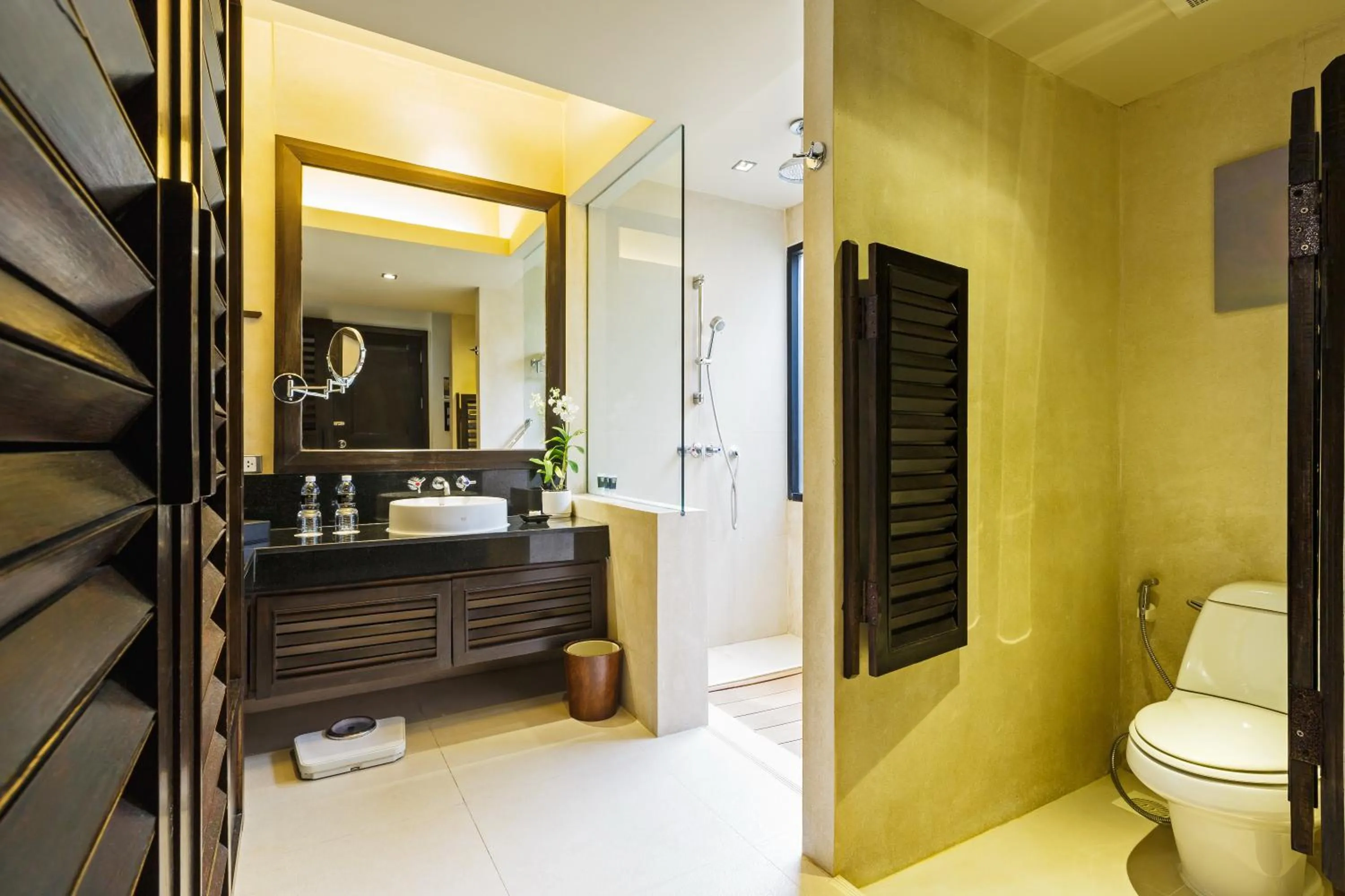 Bathroom in Impiana Beachfront Resort Patong, Phuket