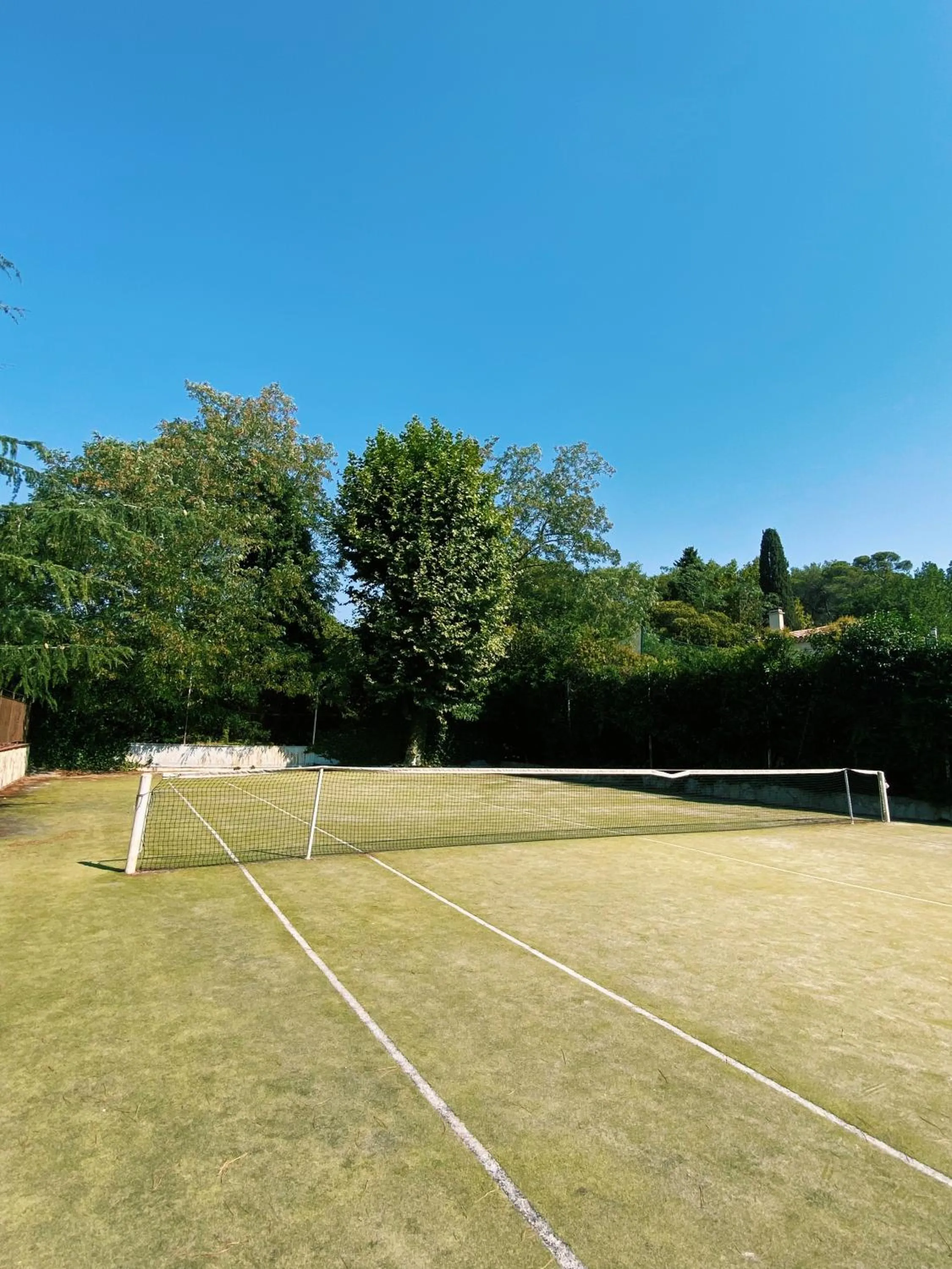 Tennis court in La Lune De Mougins - Hotel & Spa