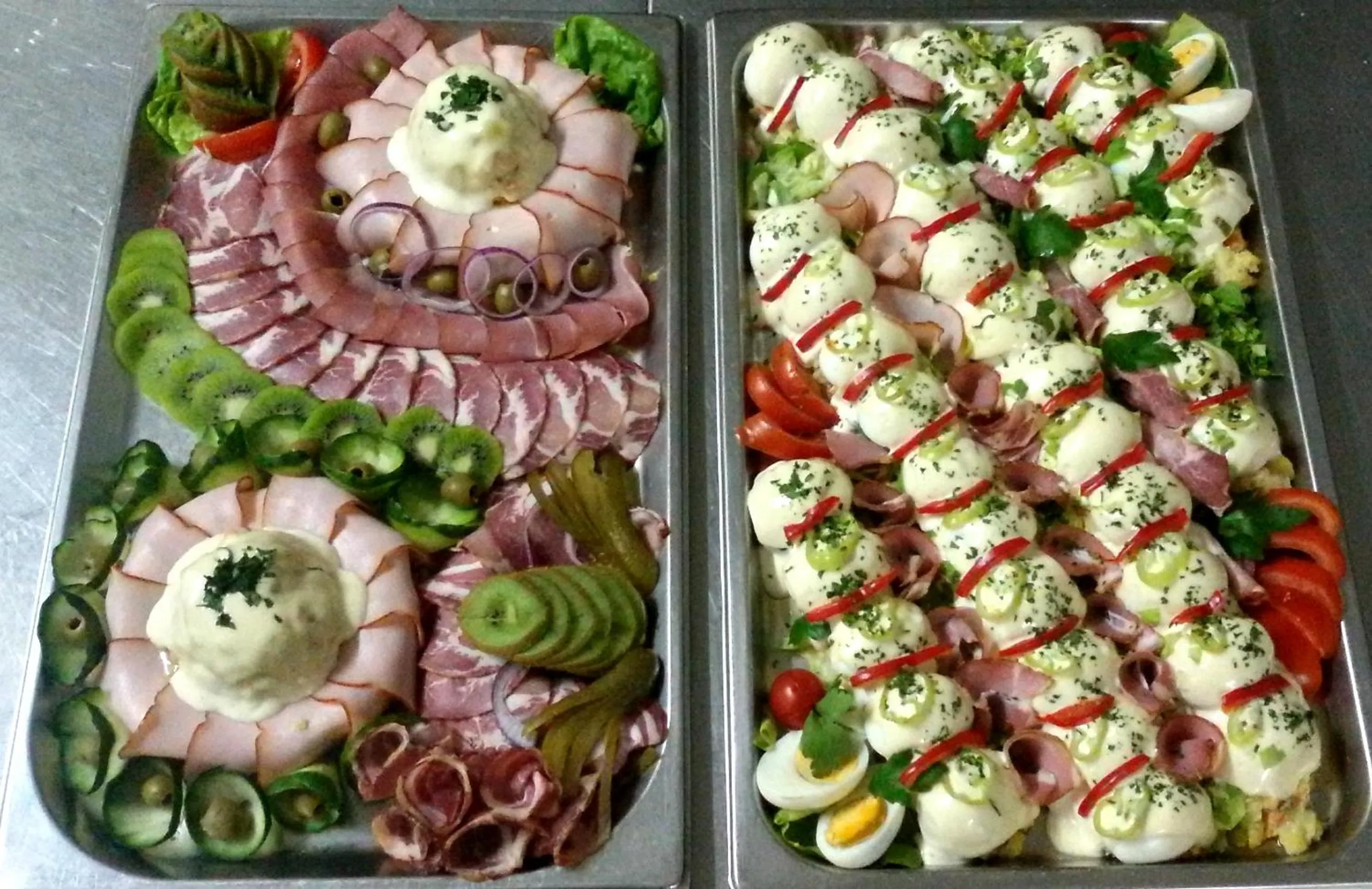 Restaurant/places to eat in Hotel 1000 Ruza