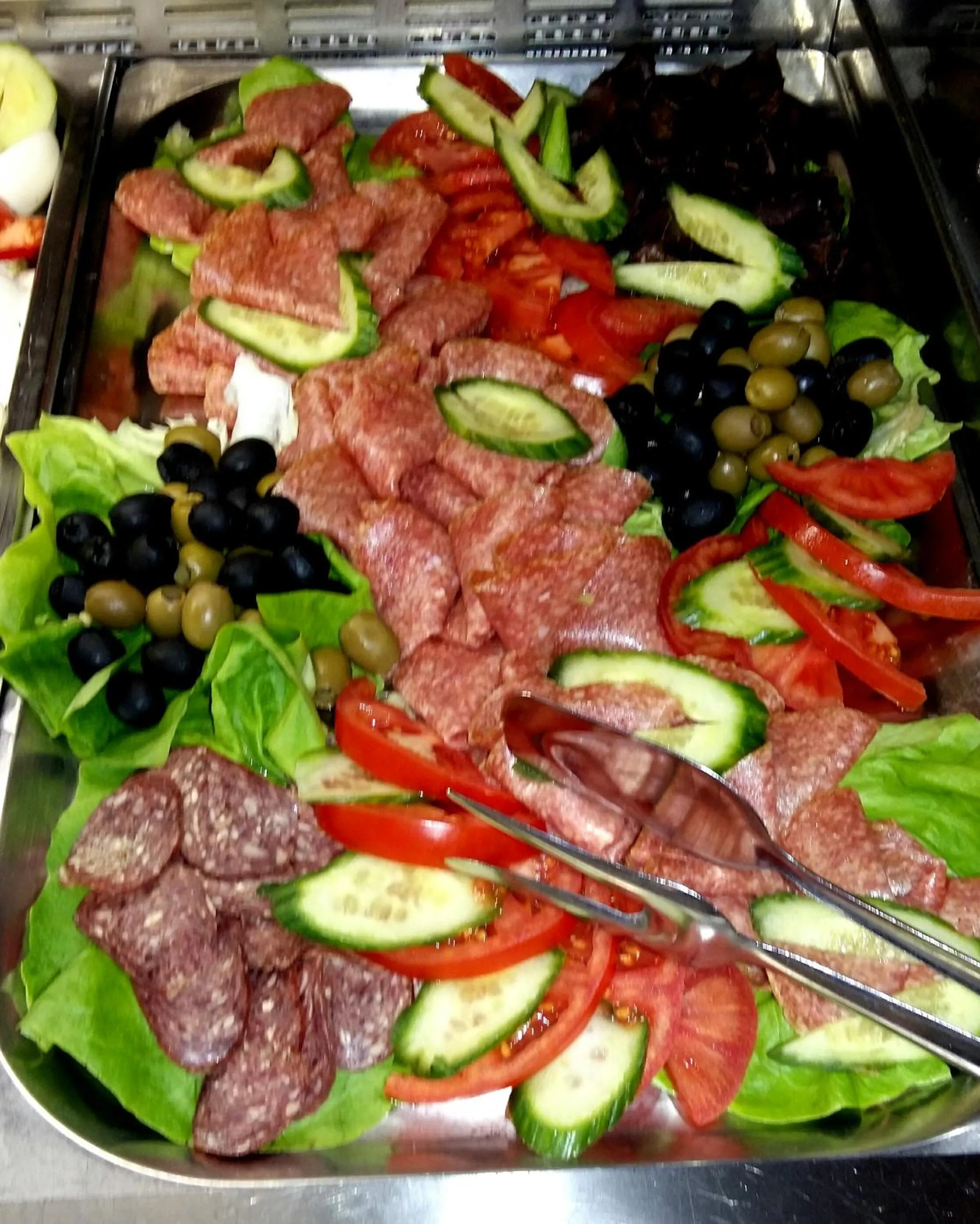 Restaurant/places to eat in Hotel 1000 Ruza