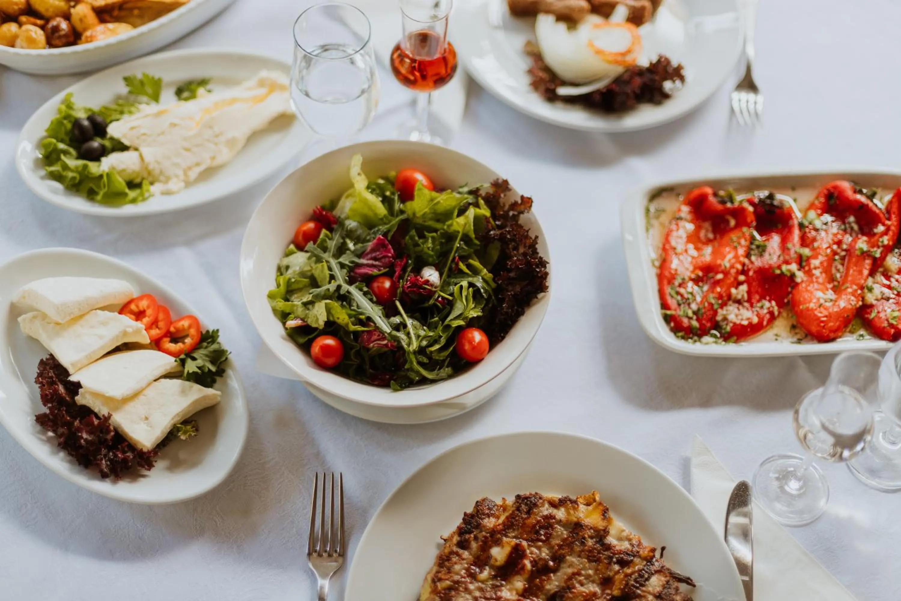 Food and drinks in Hotel 1000 Ruza