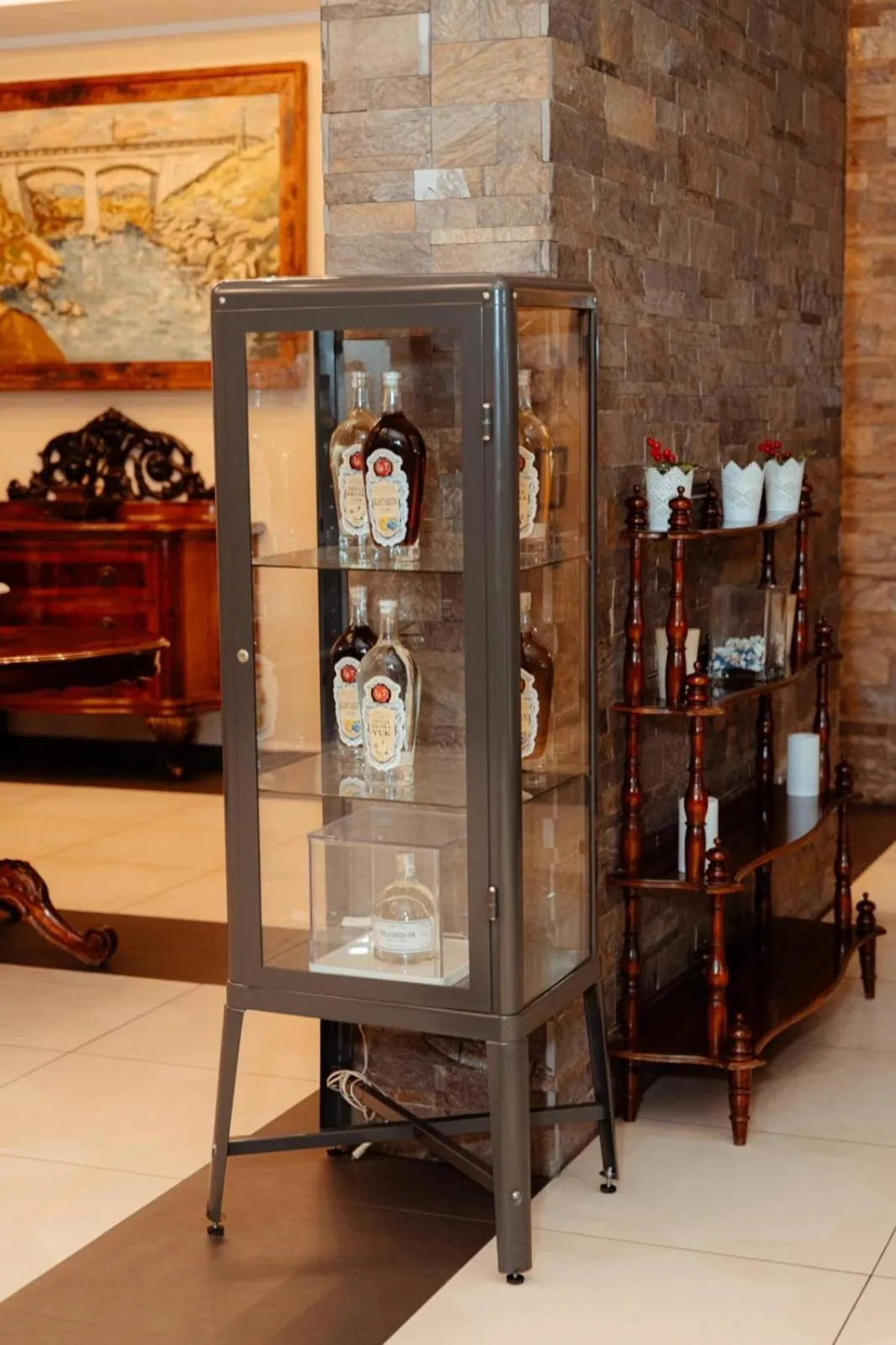 Lobby or reception in Hotel 1000 Ruza