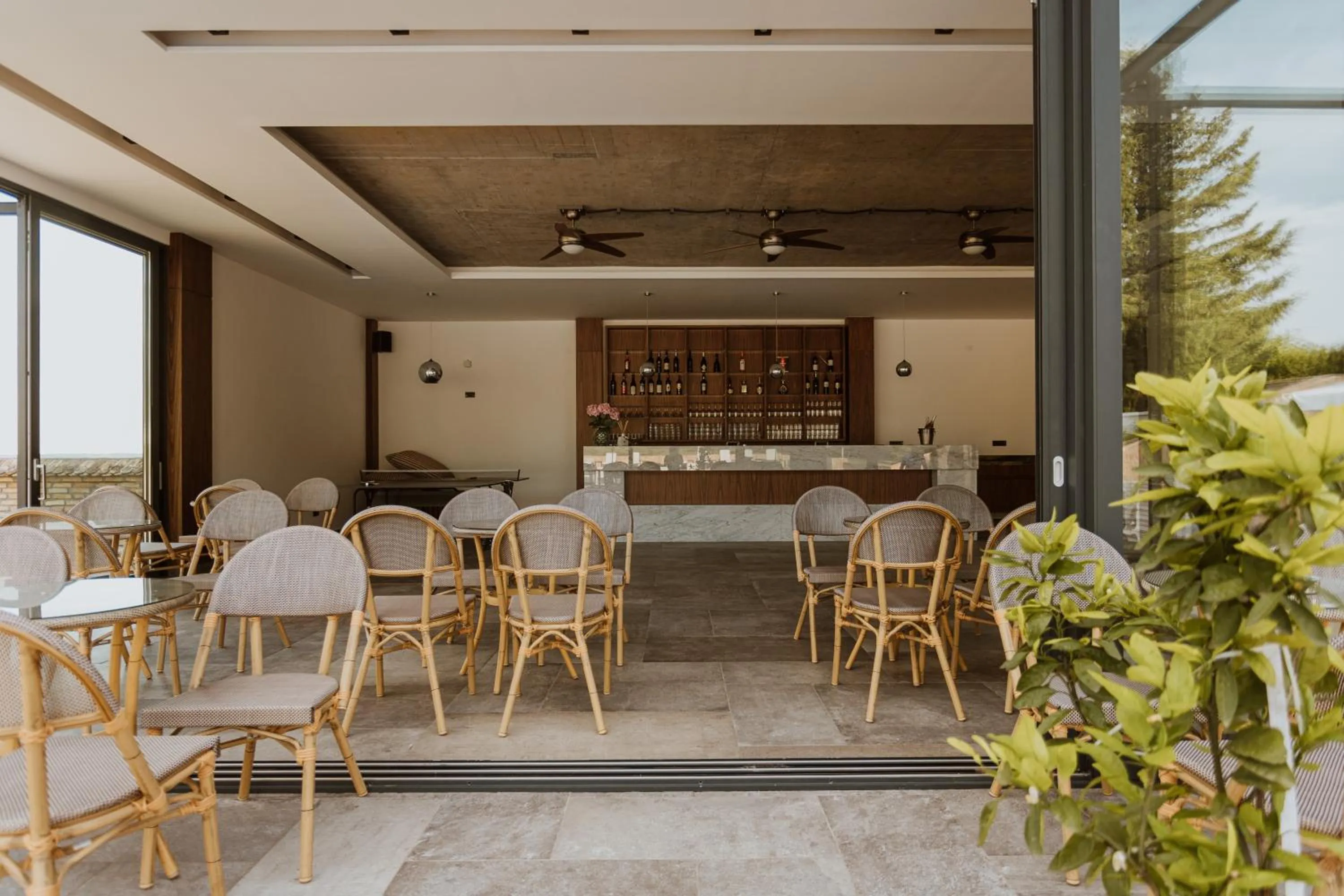 Swimming pool in Hotel 1000 Ruza