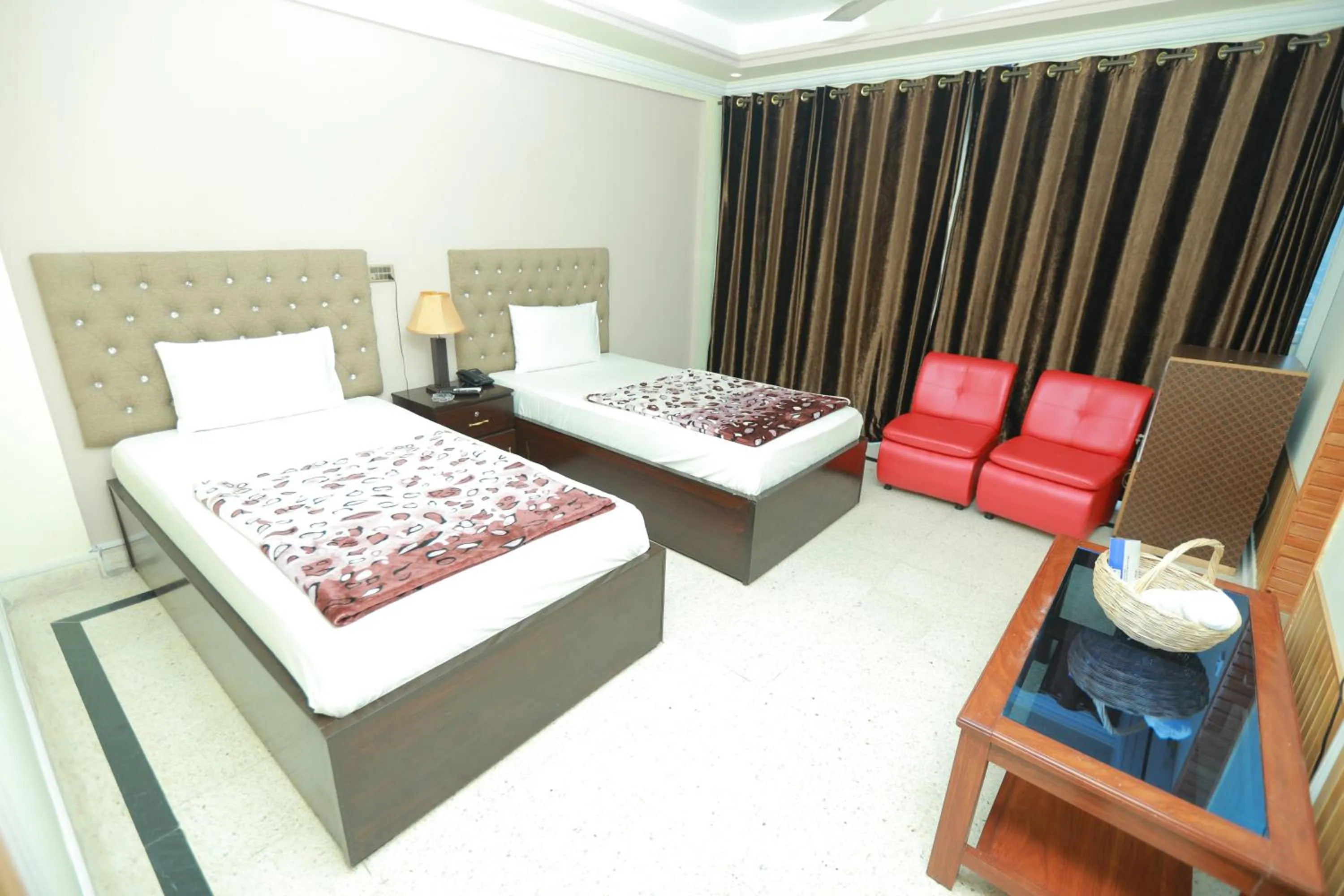 Bed in Muzaffarabad View Motel