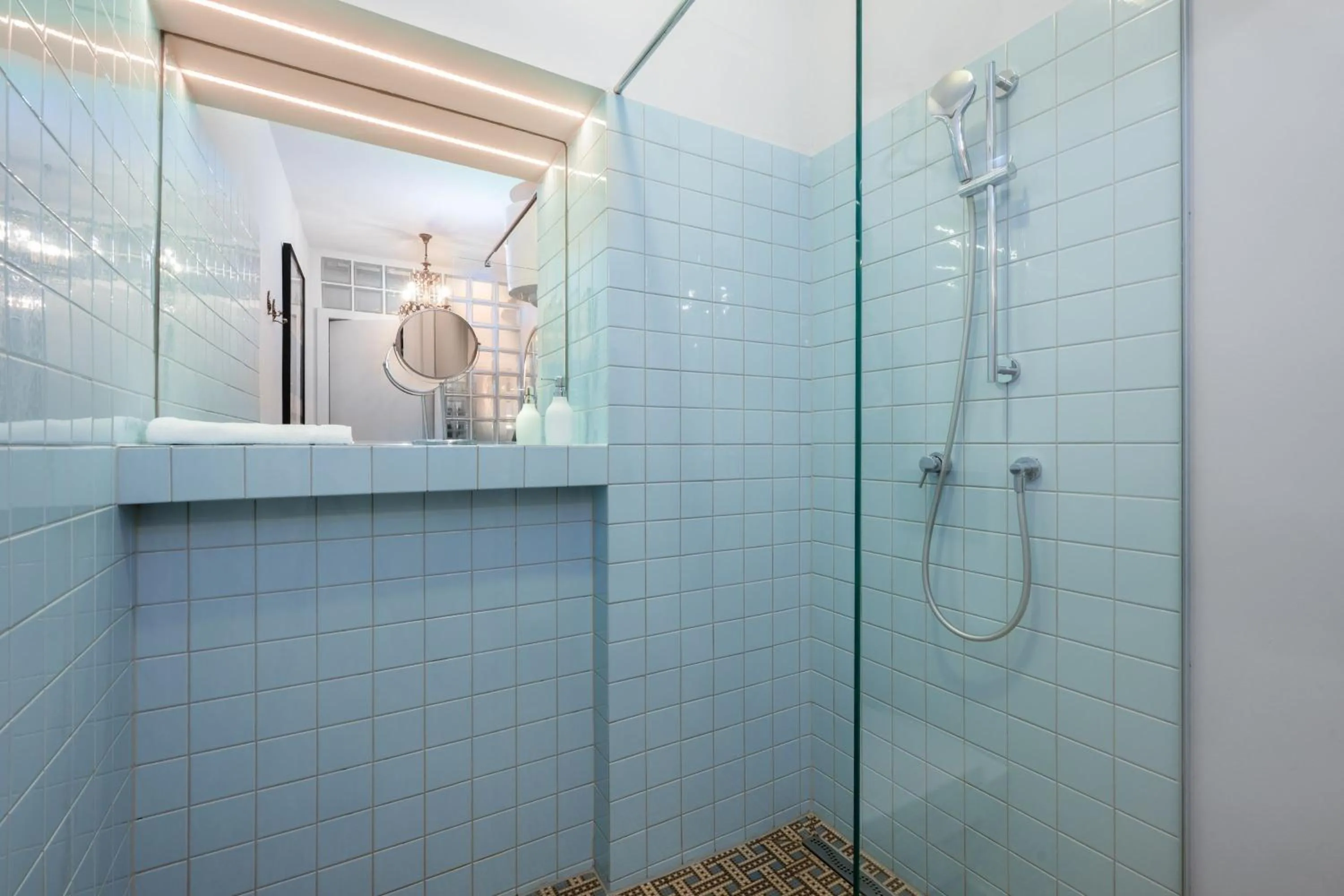 Bathroom in Tromostovje apartments