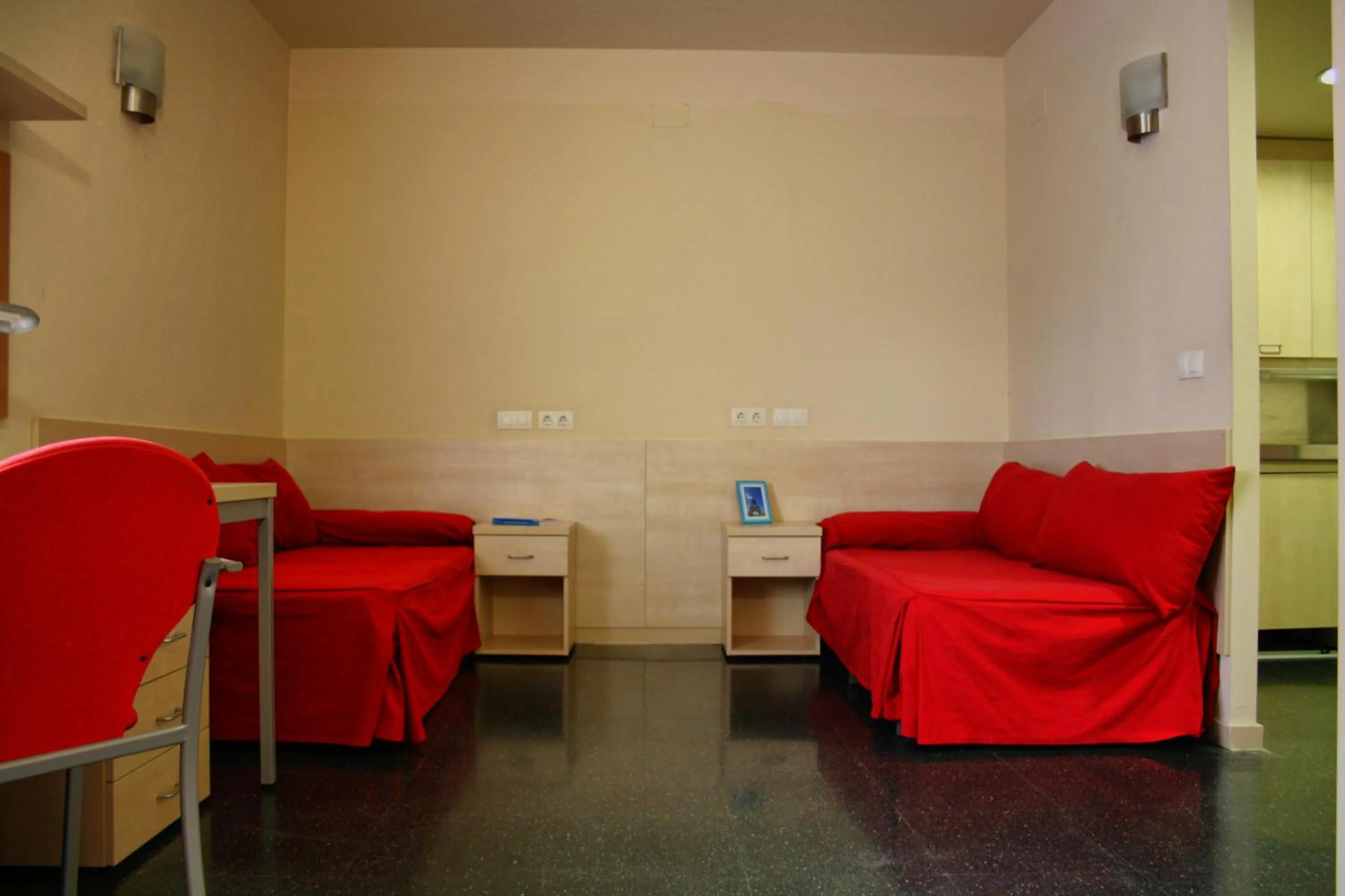 Residencia Universitaria Resa Giner de Los Ríos