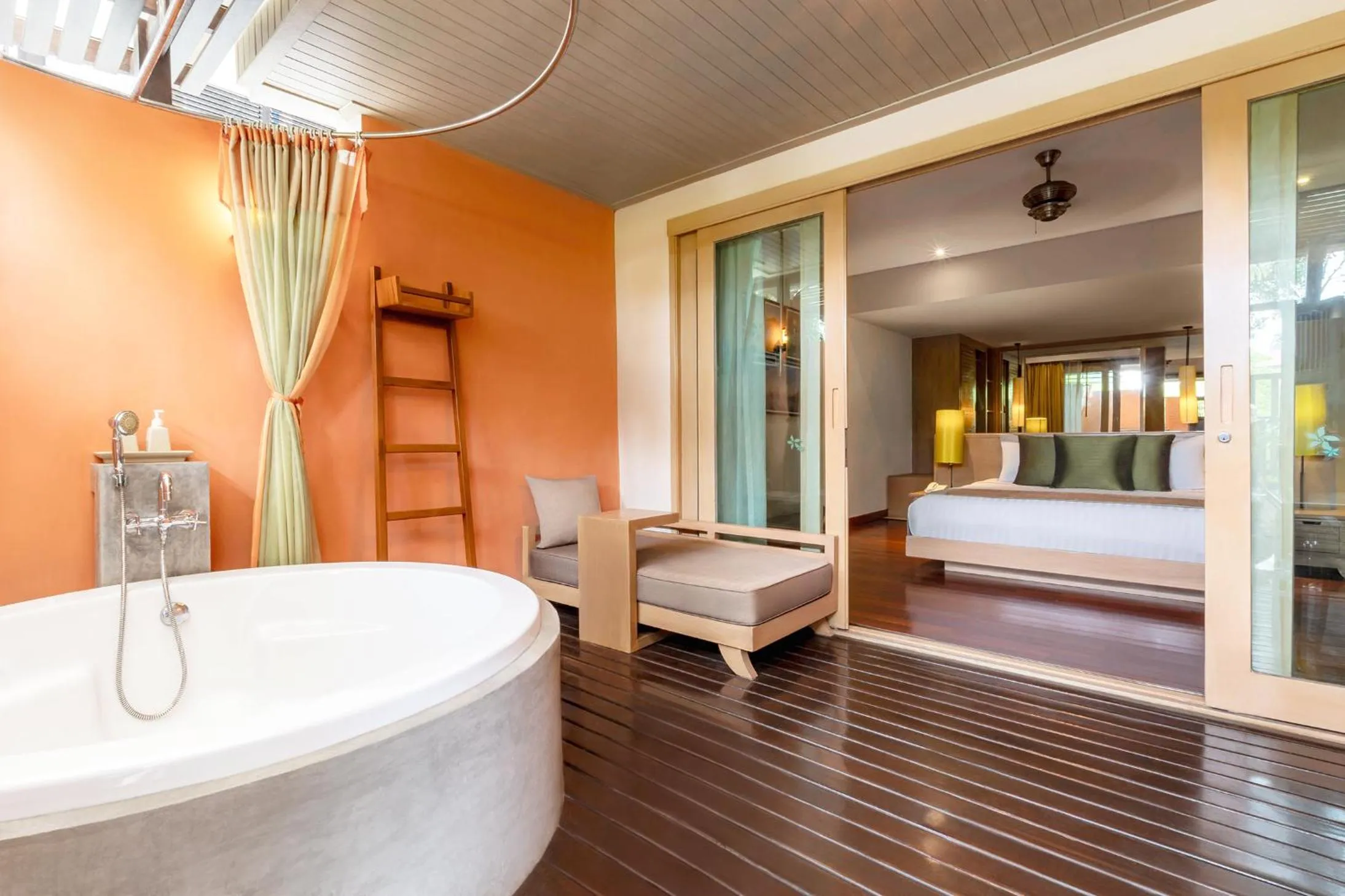 Bedroom, Bed in Pakasai Resort