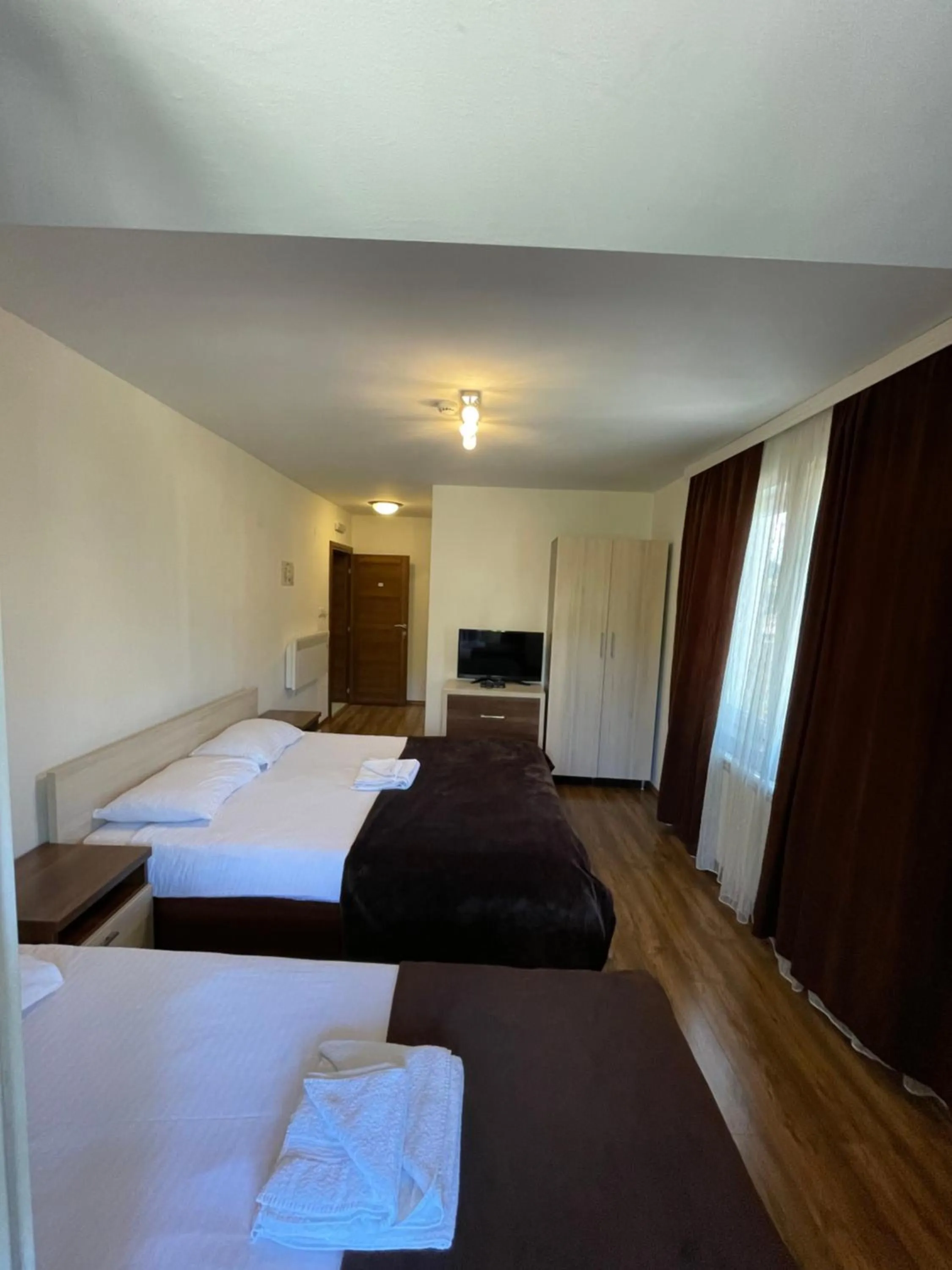 Bed in Motel & Restaurant Dar