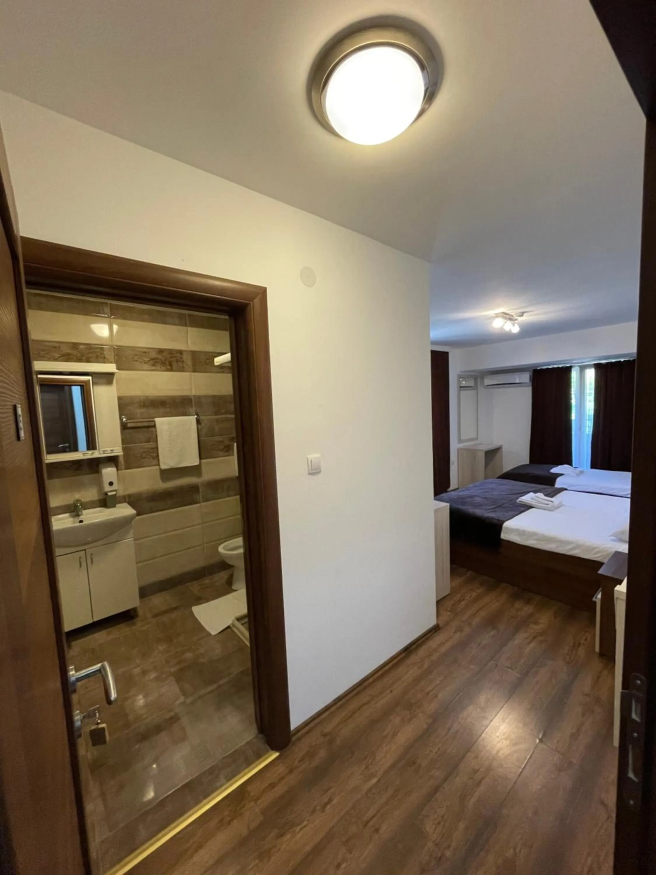 Bed in Motel & Restaurant Dar