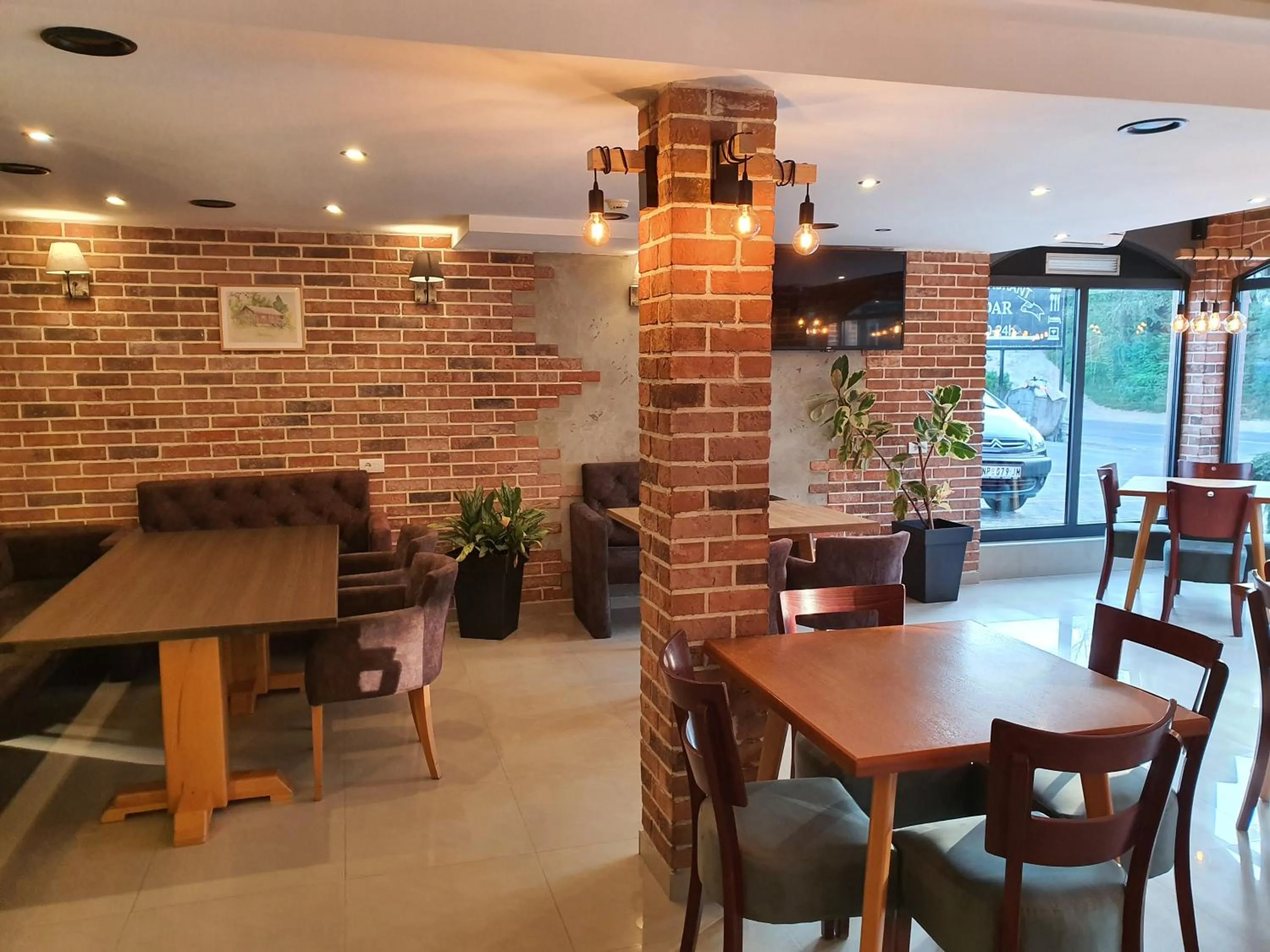 Motel & Restaurant Dar