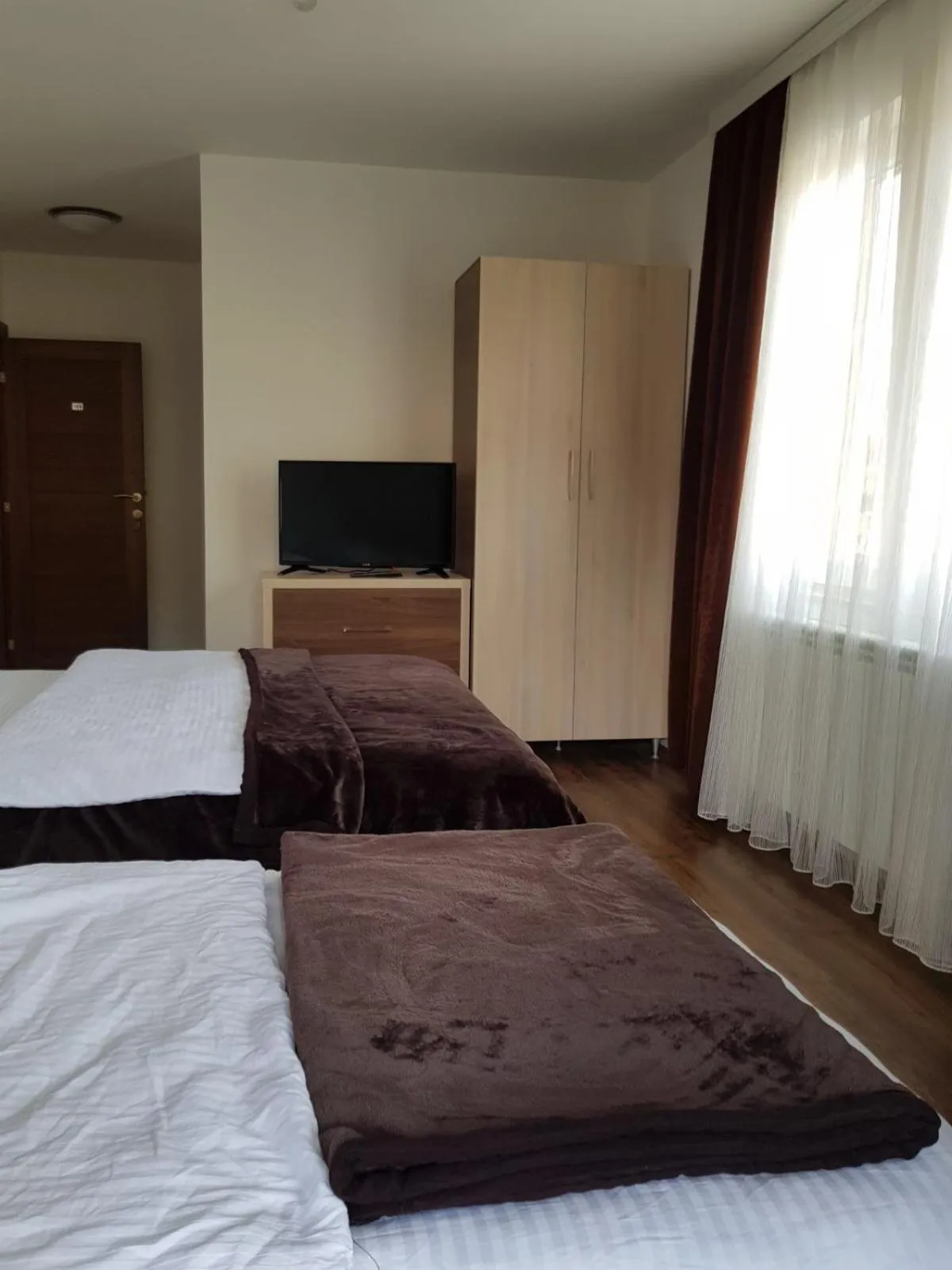 Bed in Motel & Restaurant Dar