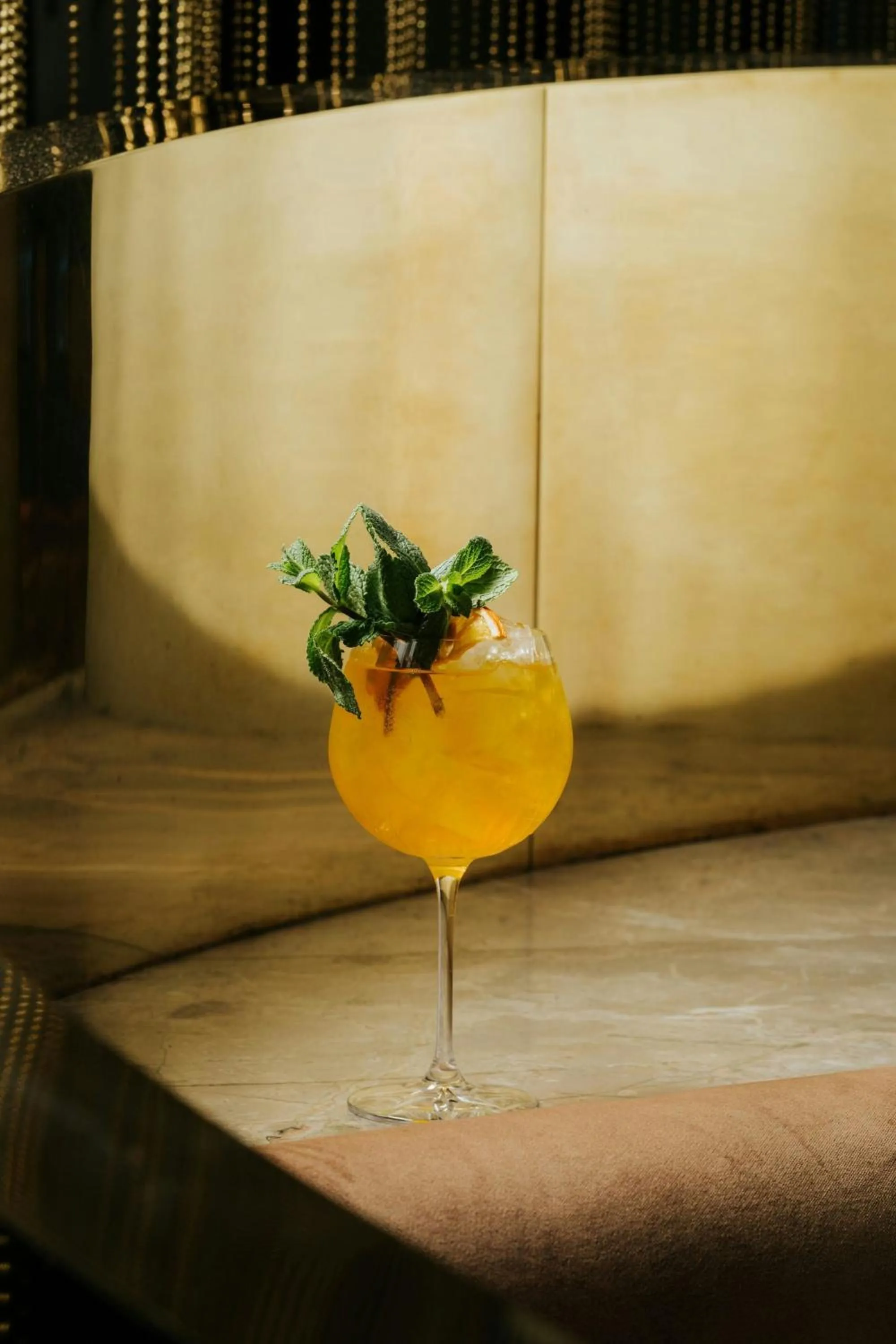 Restaurant/places to eat in W London