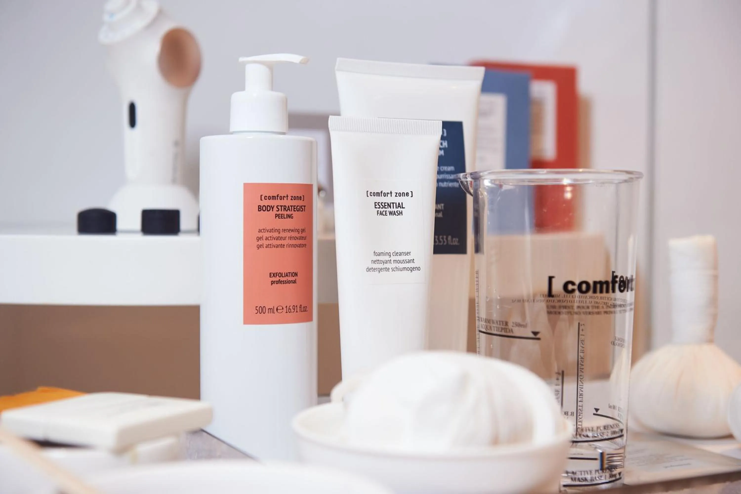 Spa and wellness centre/facilities in W London