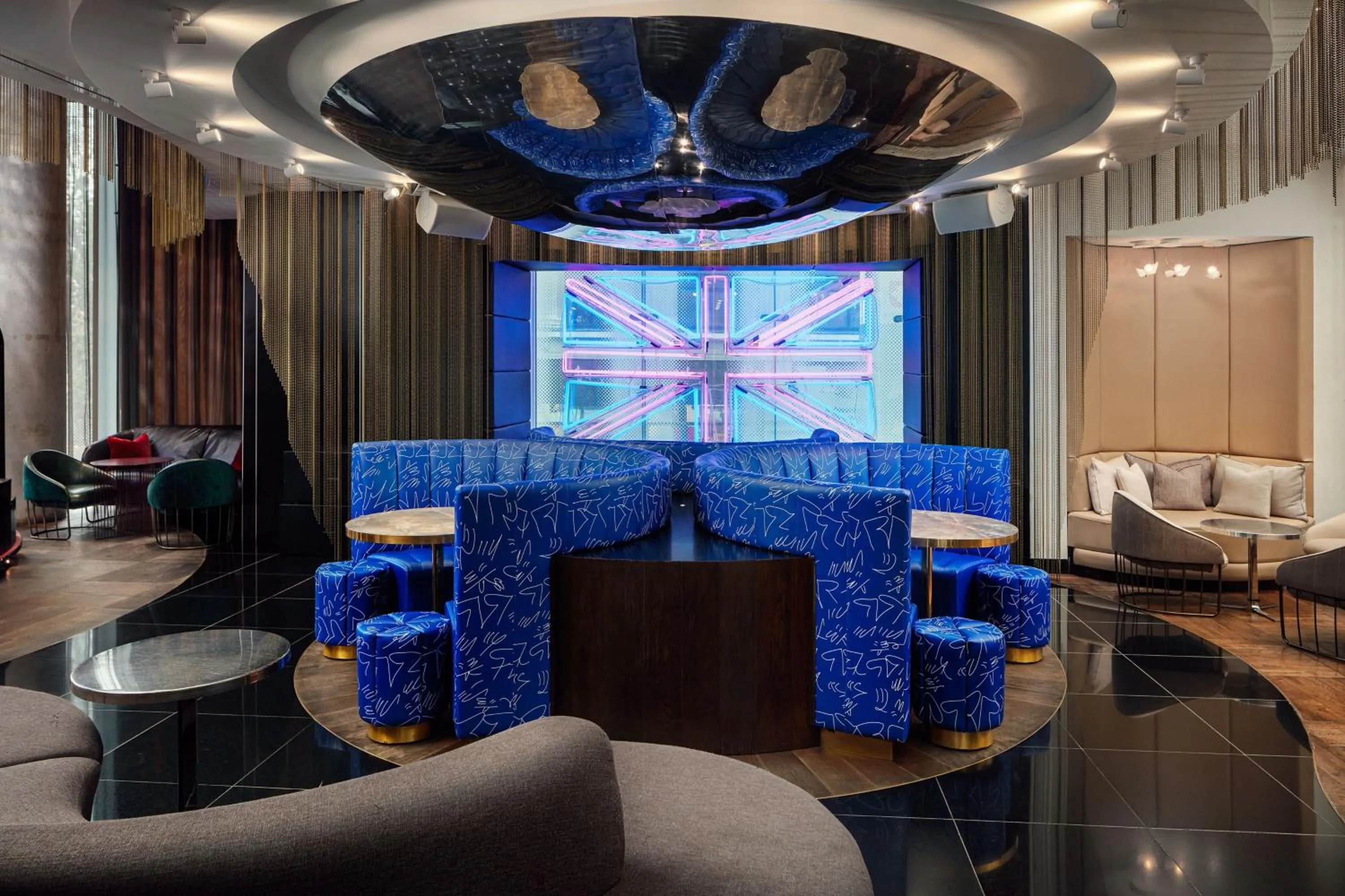 Lounge or bar in W London