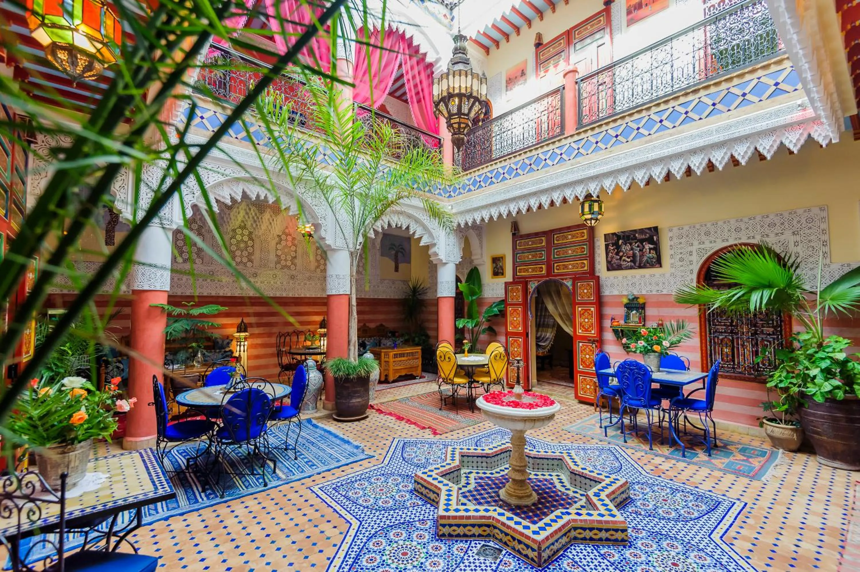 Restaurant/places to eat in Riad bleu du Sud