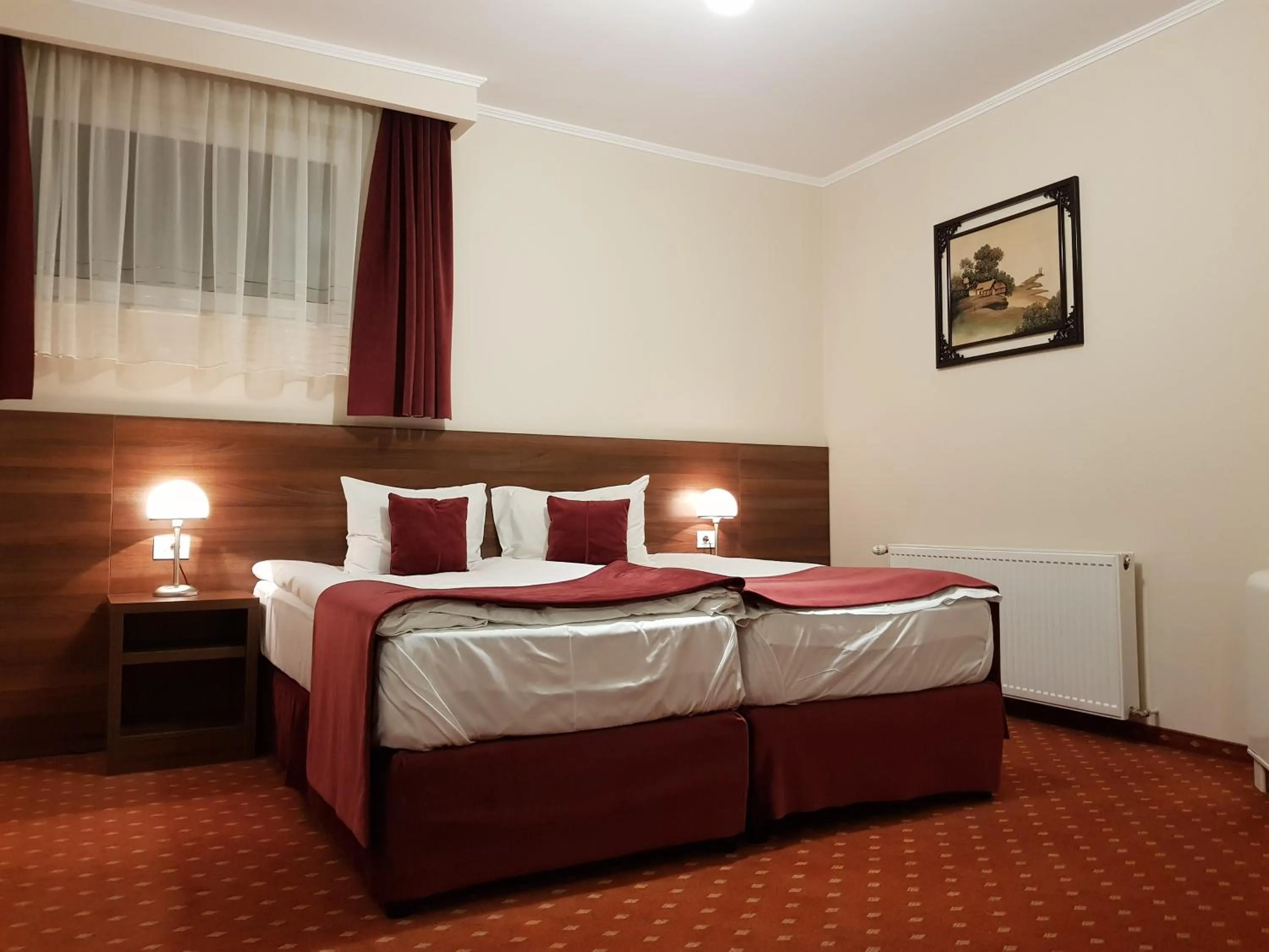 Photo of the whole room, Bed in Hotel Hermes