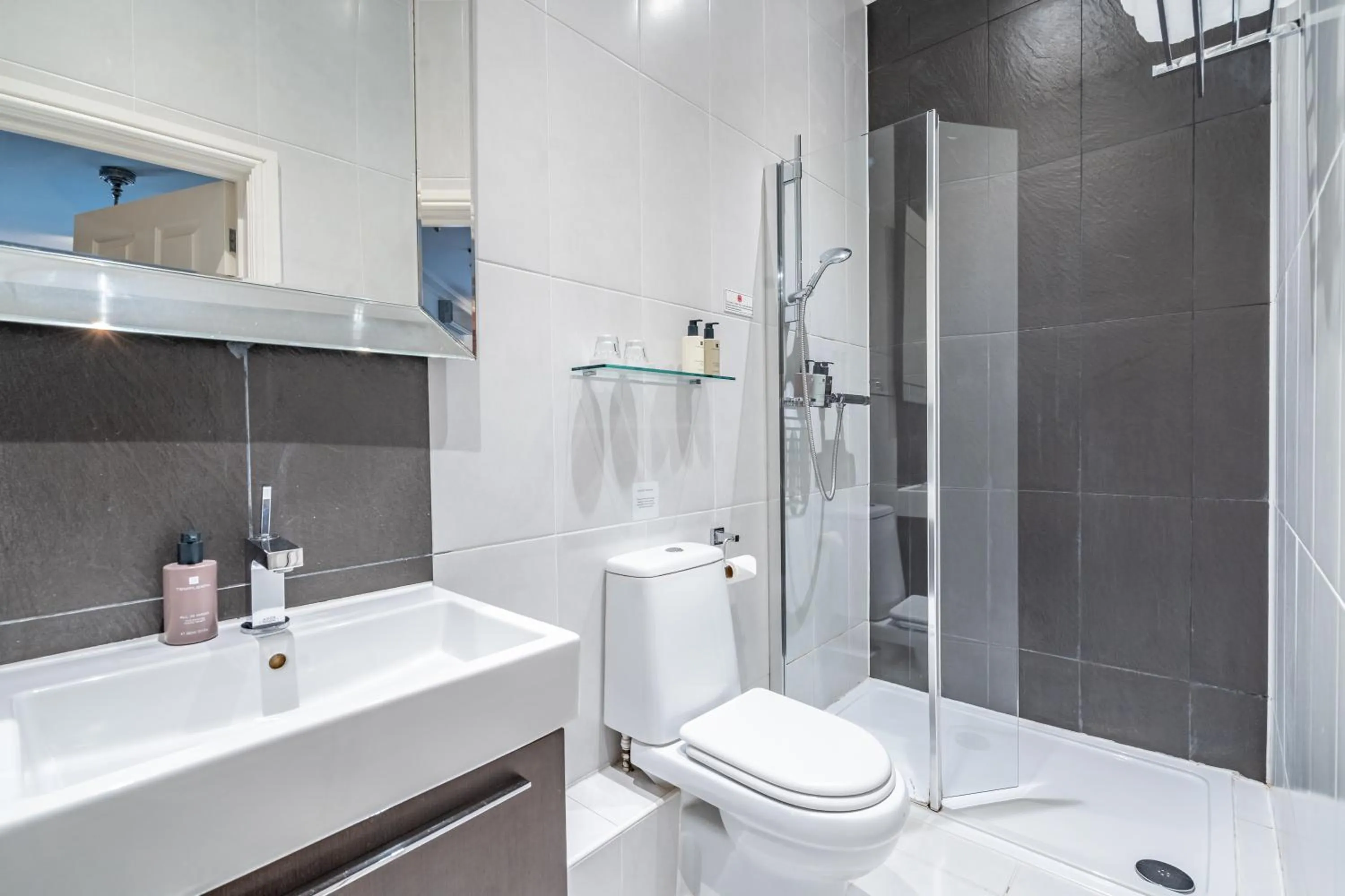 Shower in Strozzi Palace Suites by Mansley