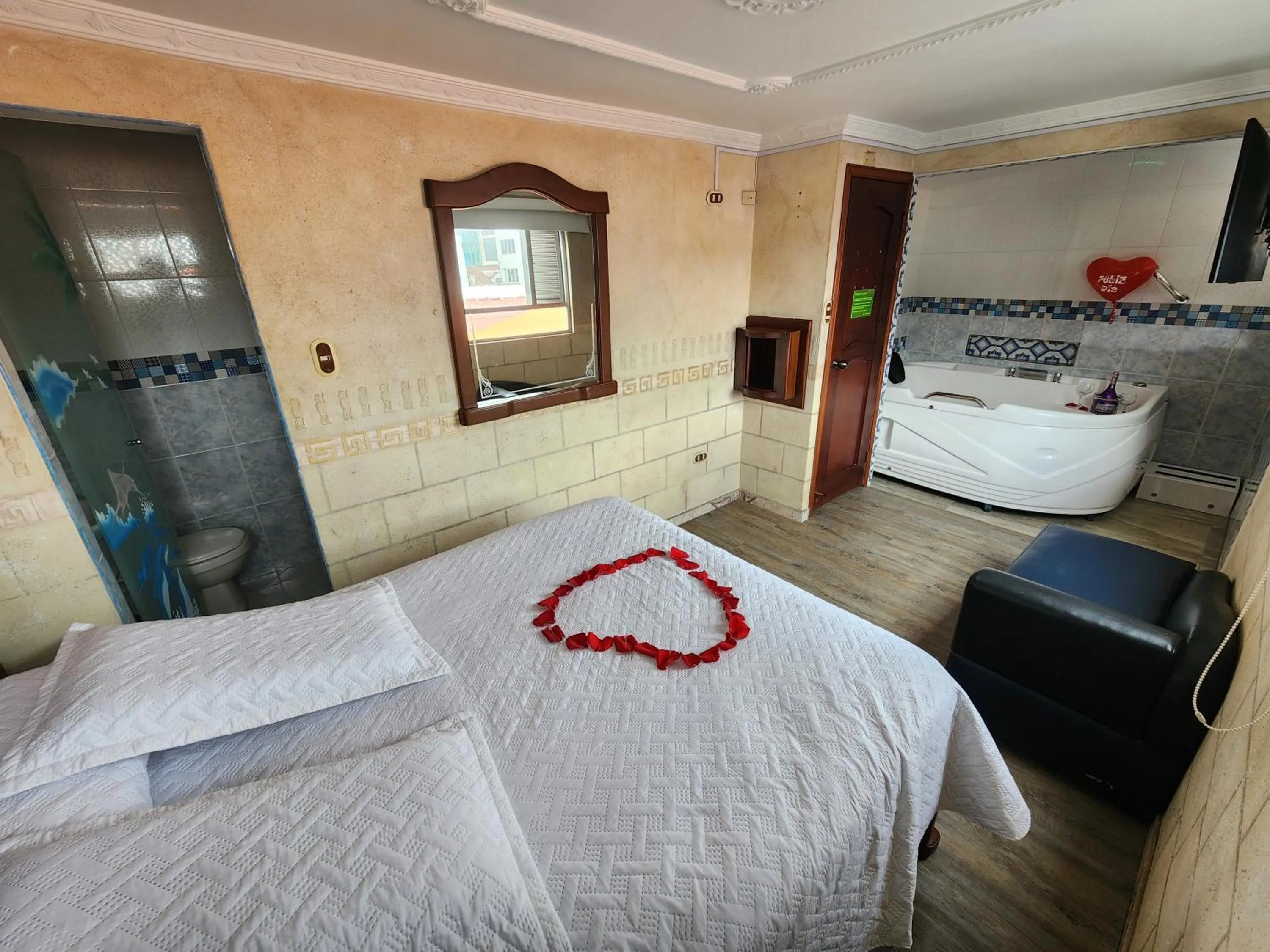 Bed in Motel Piramides De Cristal