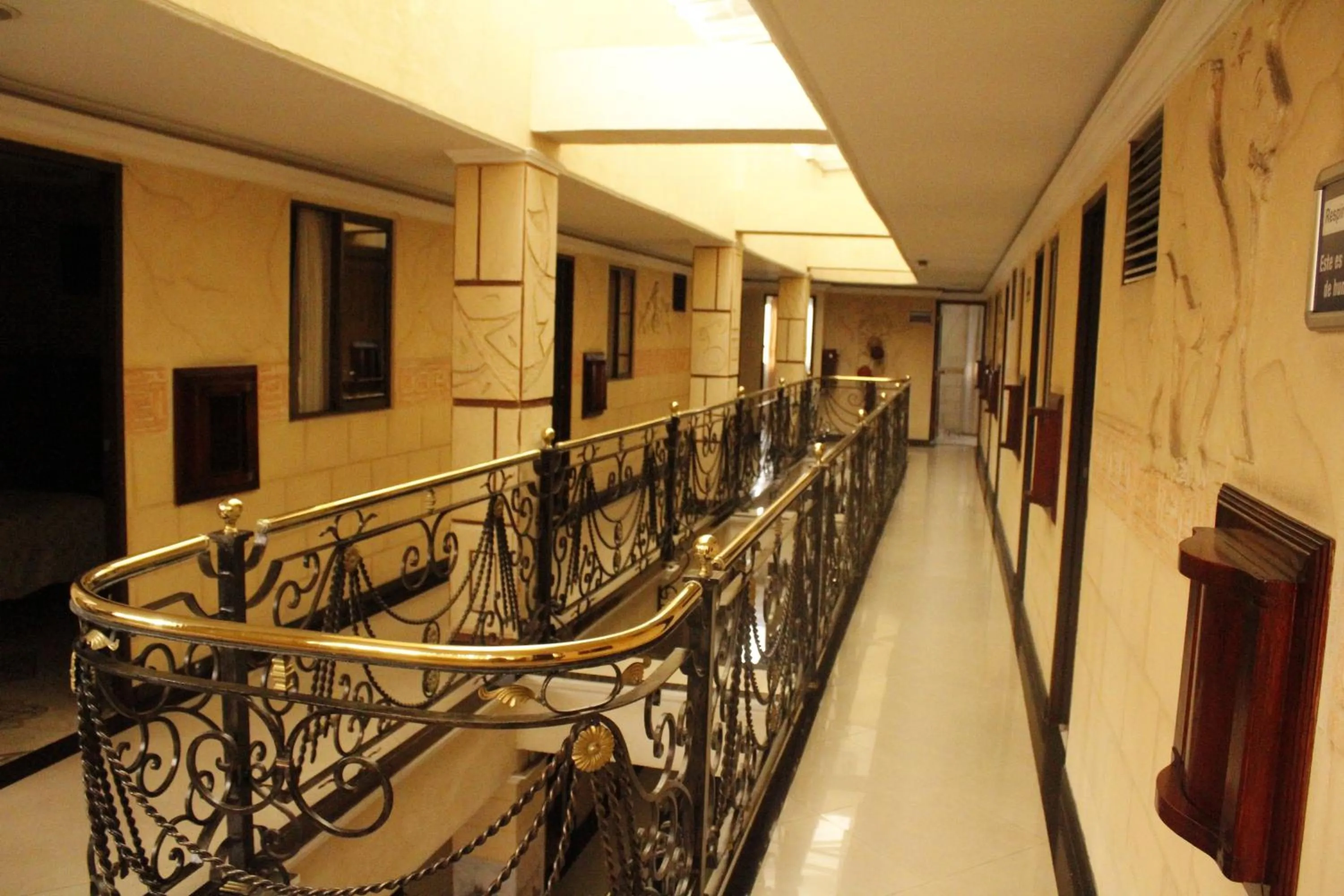 Motel Piramides De Cristal