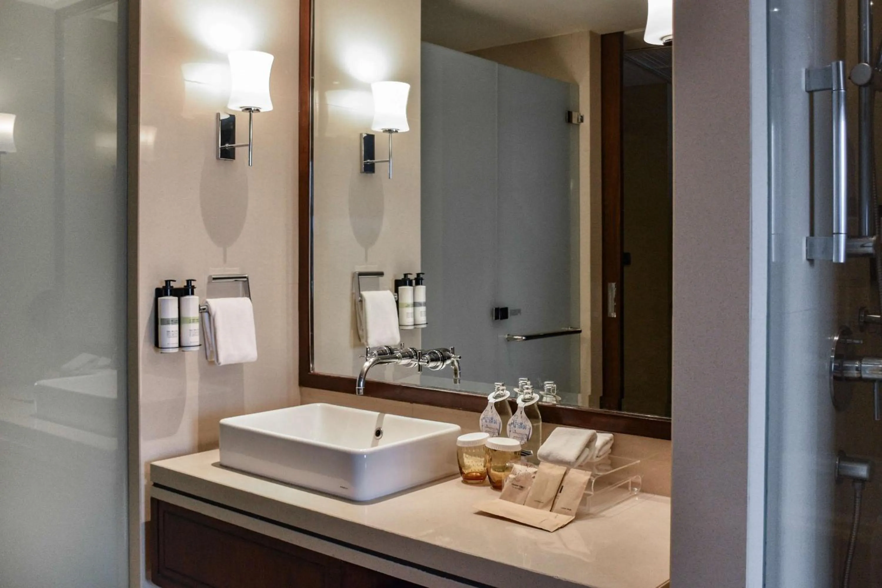 Bathroom in Pullman Bangkok Grande Sukhumvit