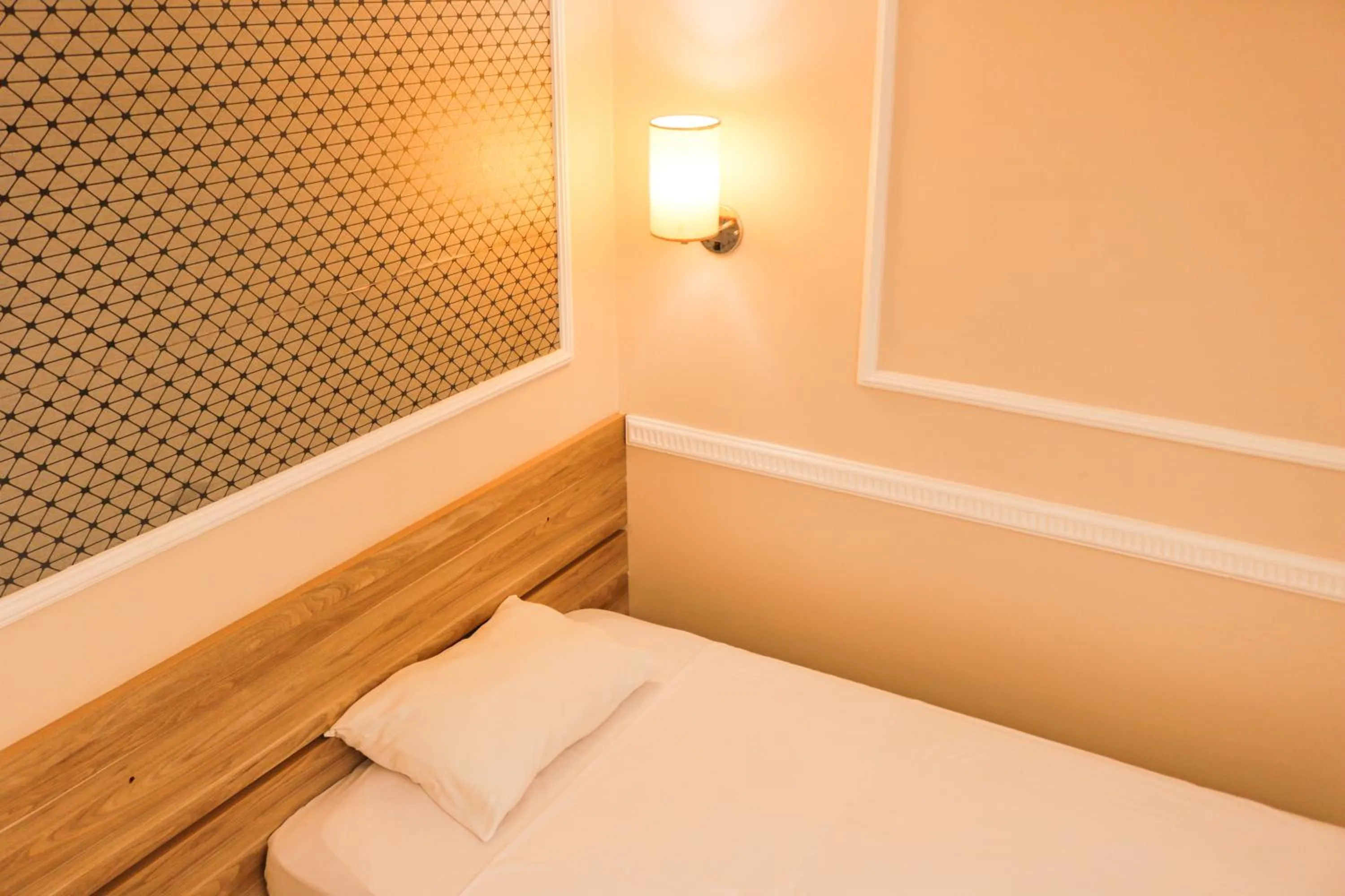 Bed in Atalanta Hotel