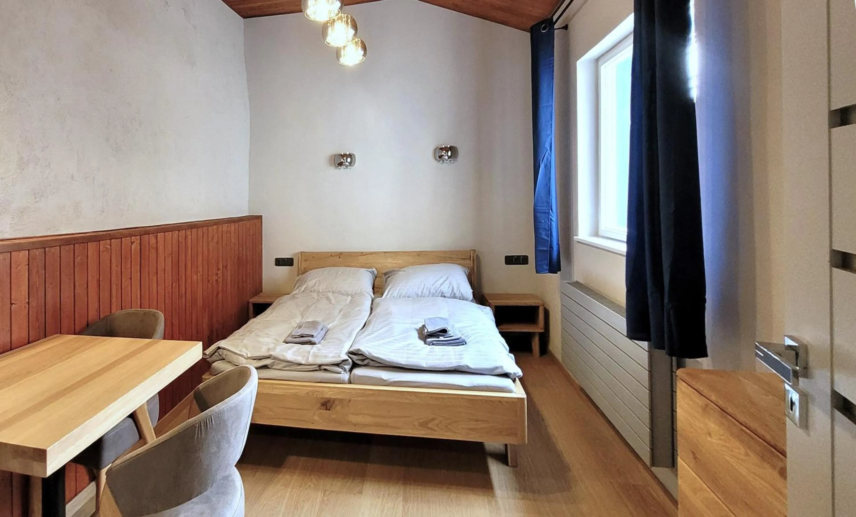 Photo of the whole room, Bed in Bunkr Karlštejn