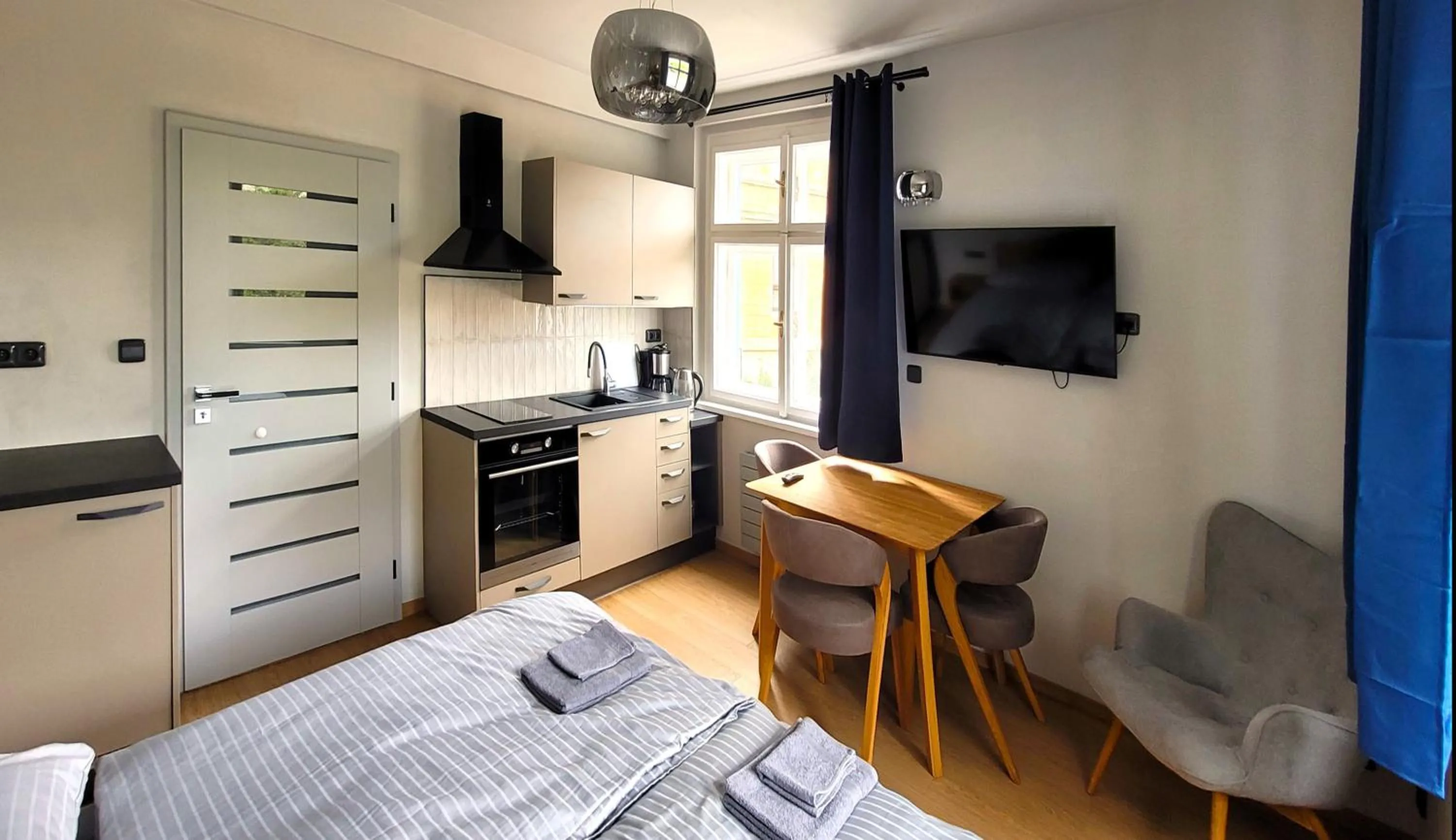 Kitchen or kitchenette, Bed in Bunkr Karlštejn