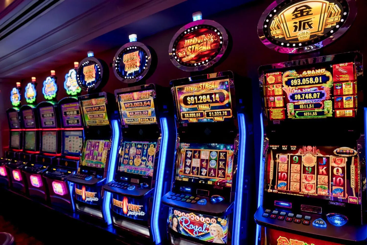 Casino in Radisson Montevideo Victoria Plaza Hotel