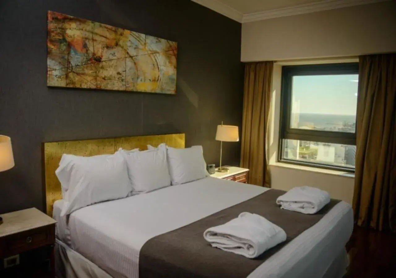 Premium King Suite in Radisson Montevideo Victoria Plaza Hotel Premium King Suite in Radisson Montevideo Victoria Plaza Hotel