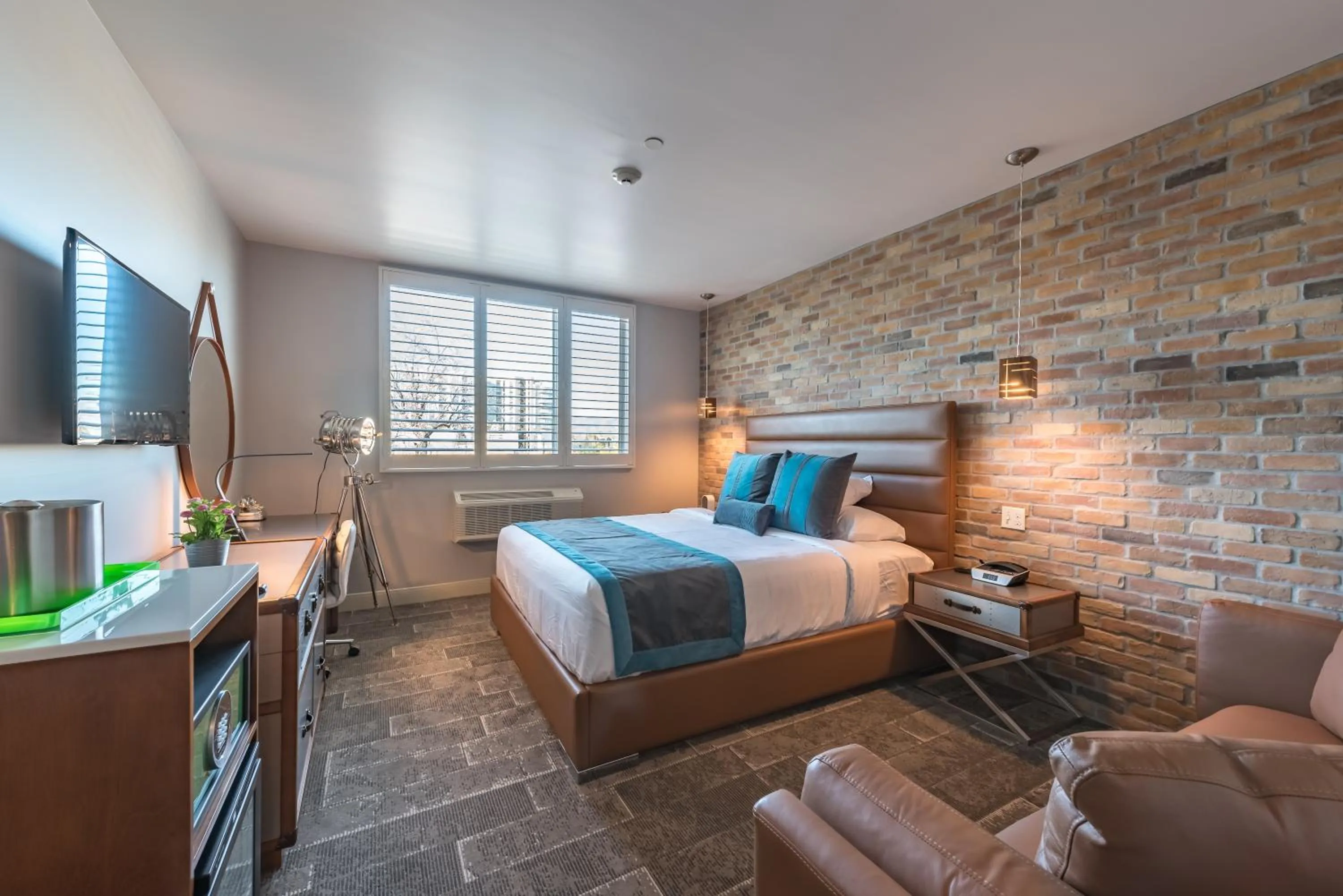 Bedroom, Bed in Lexen Hotel - North Hollywood Near Universal Studios