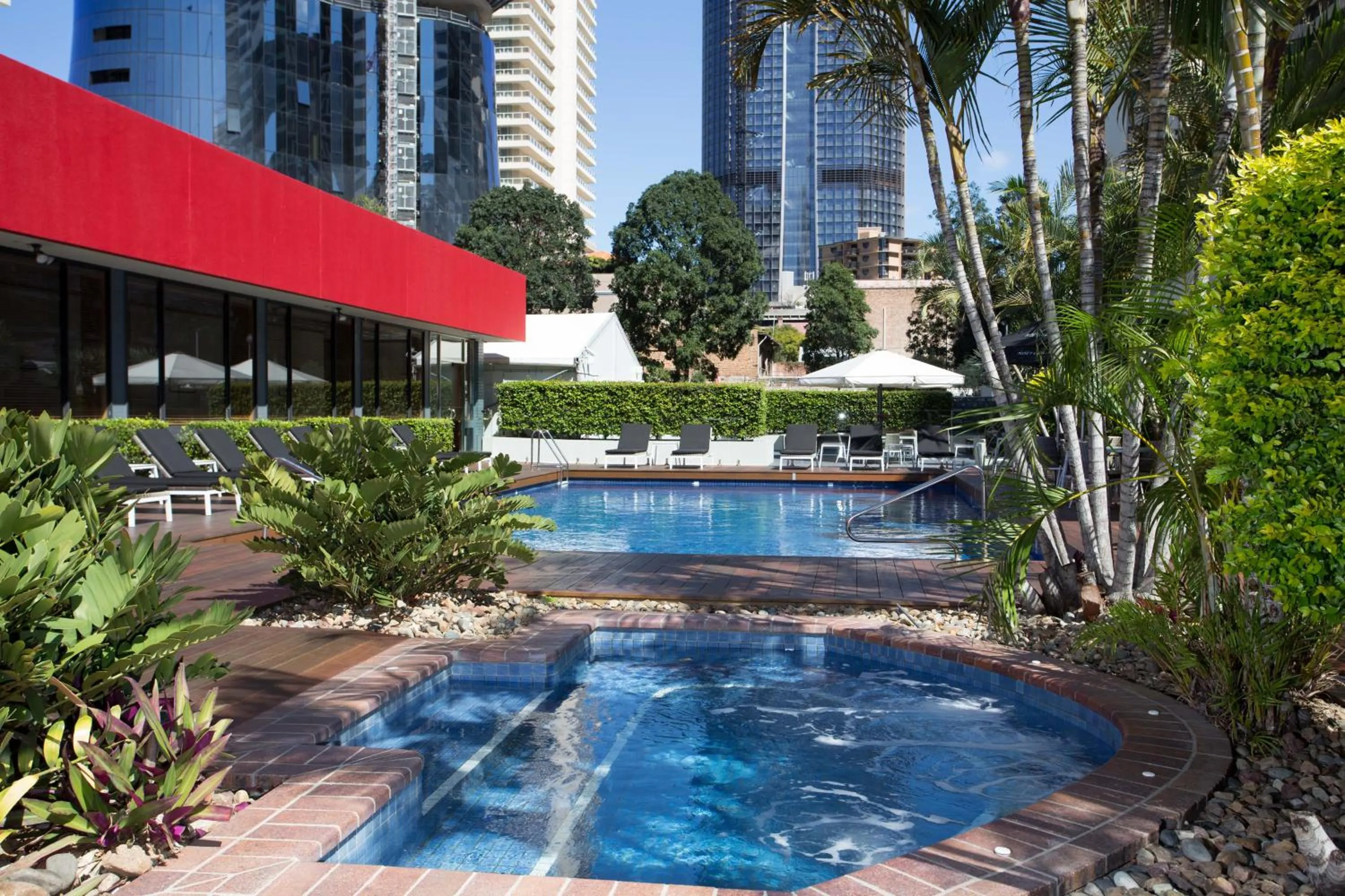 Swimming pool in Royal On The Park