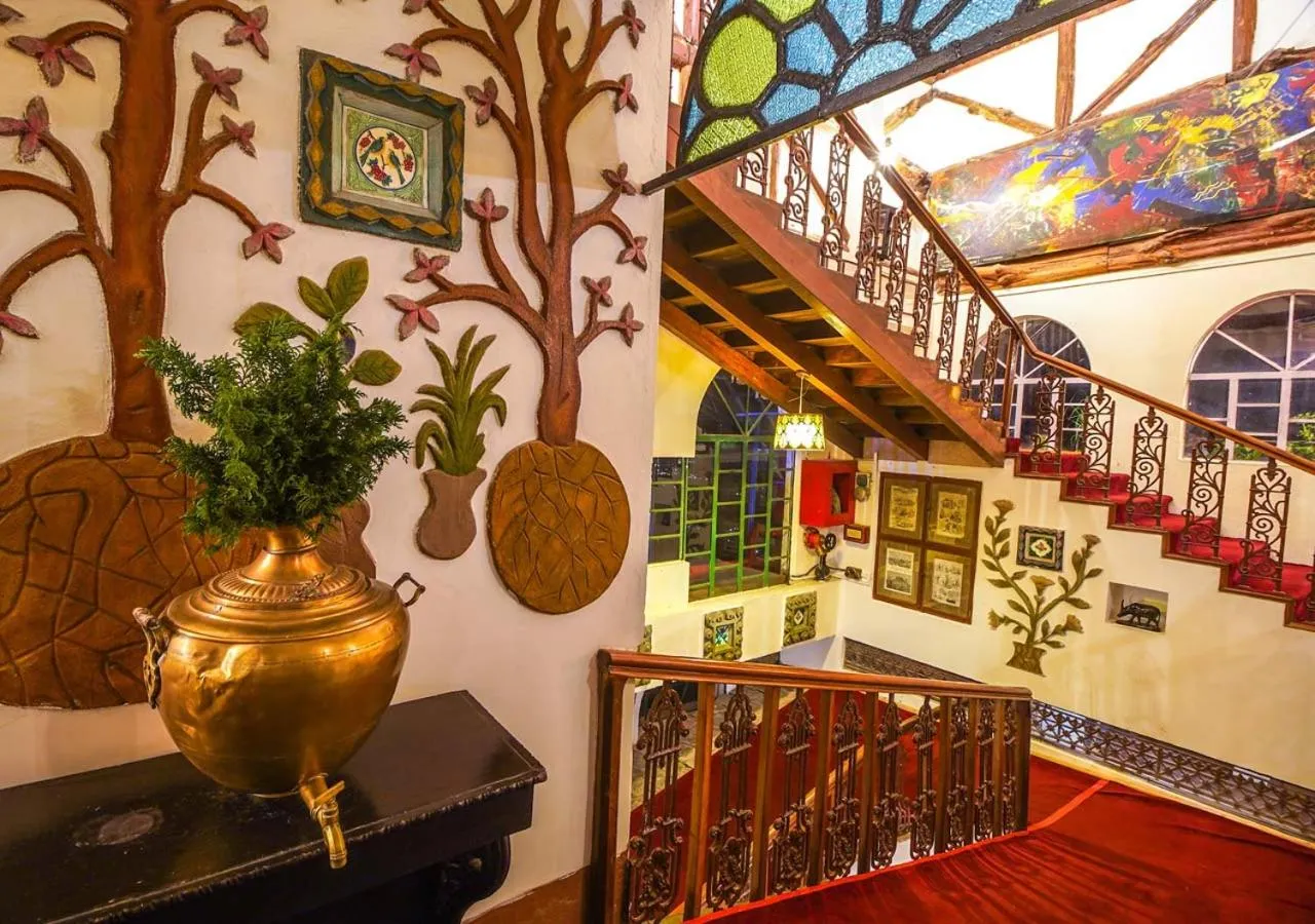 Cochrane Place Hotel