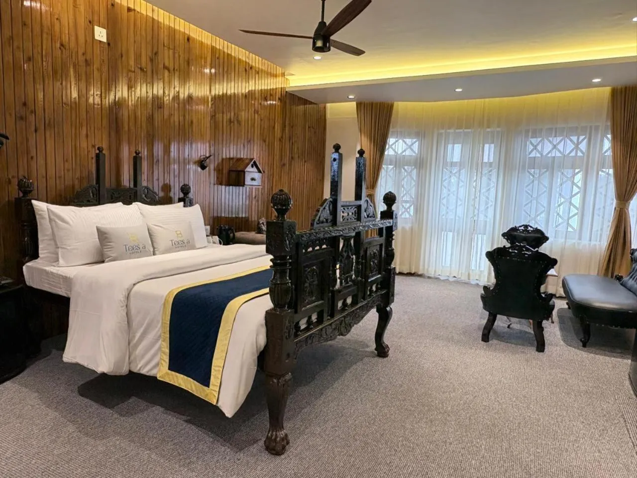 Bed in Cochrane Place By Teesta Hotels