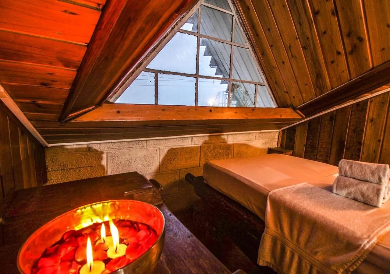 Massage in Cochrane Place Hotel