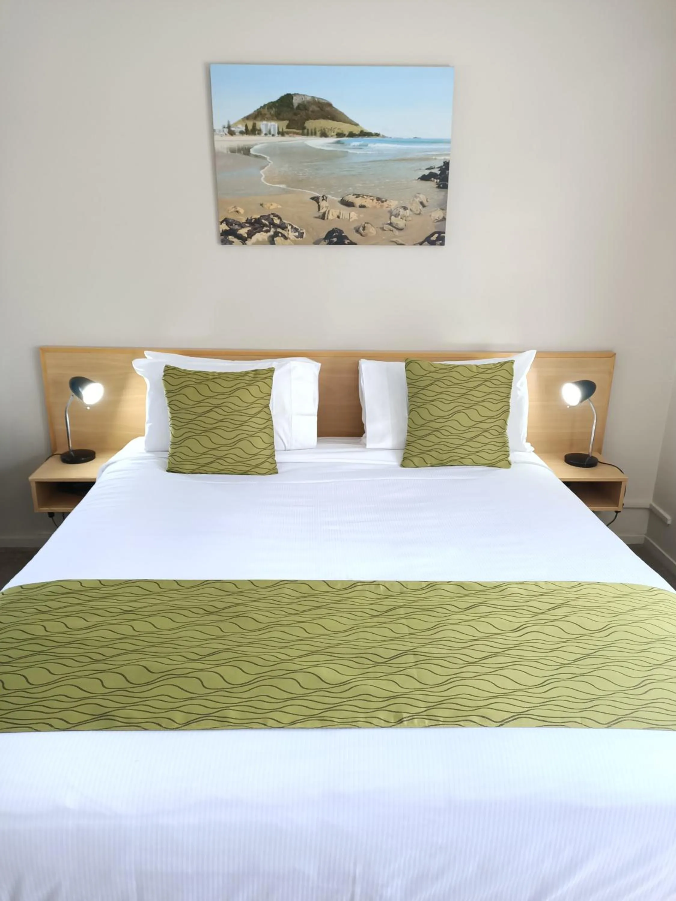 Bed in ASURE Macy's Motor Inn