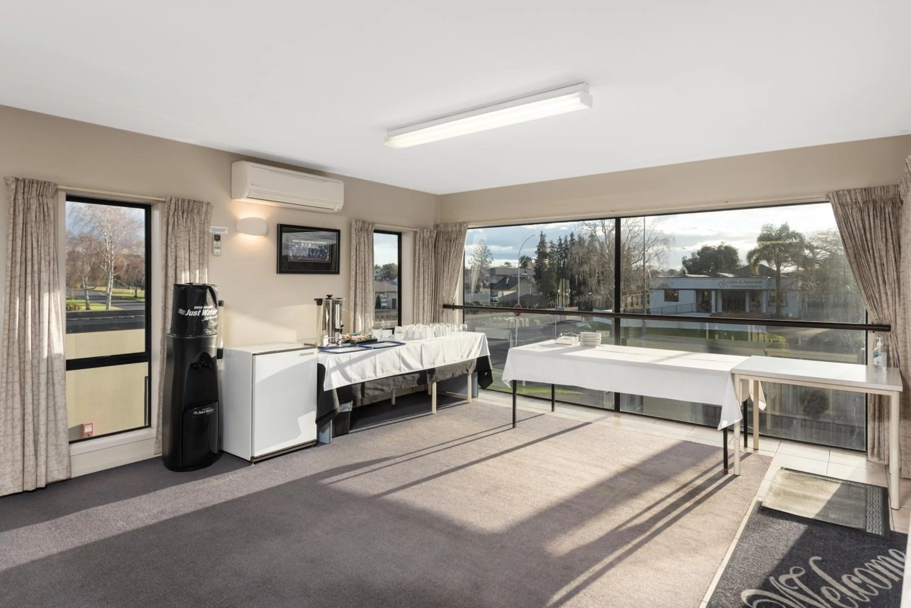 Meeting/conference room in ASURE Macy's Motor Inn