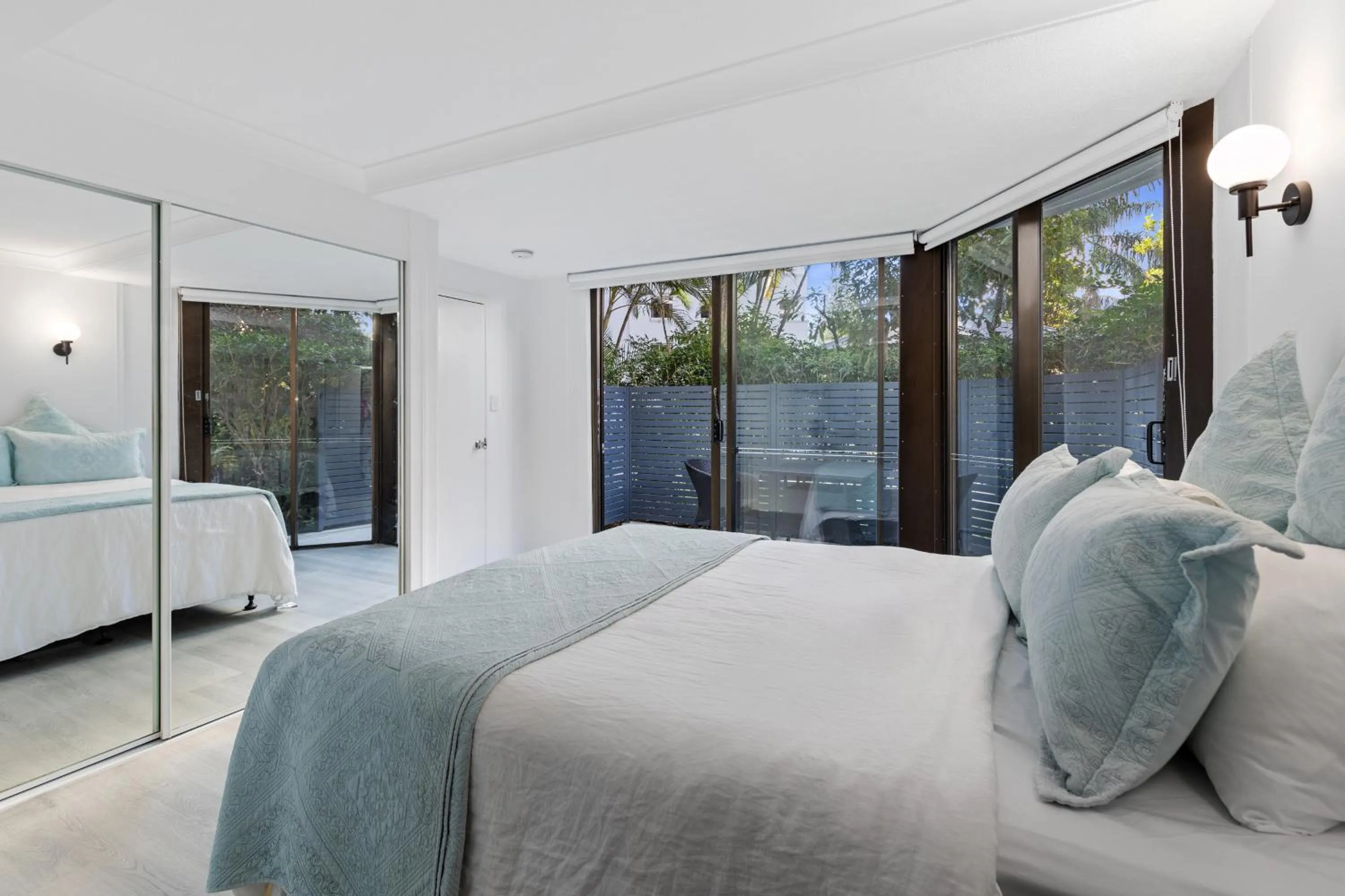 Bed in Pacific Resort Broadbeach