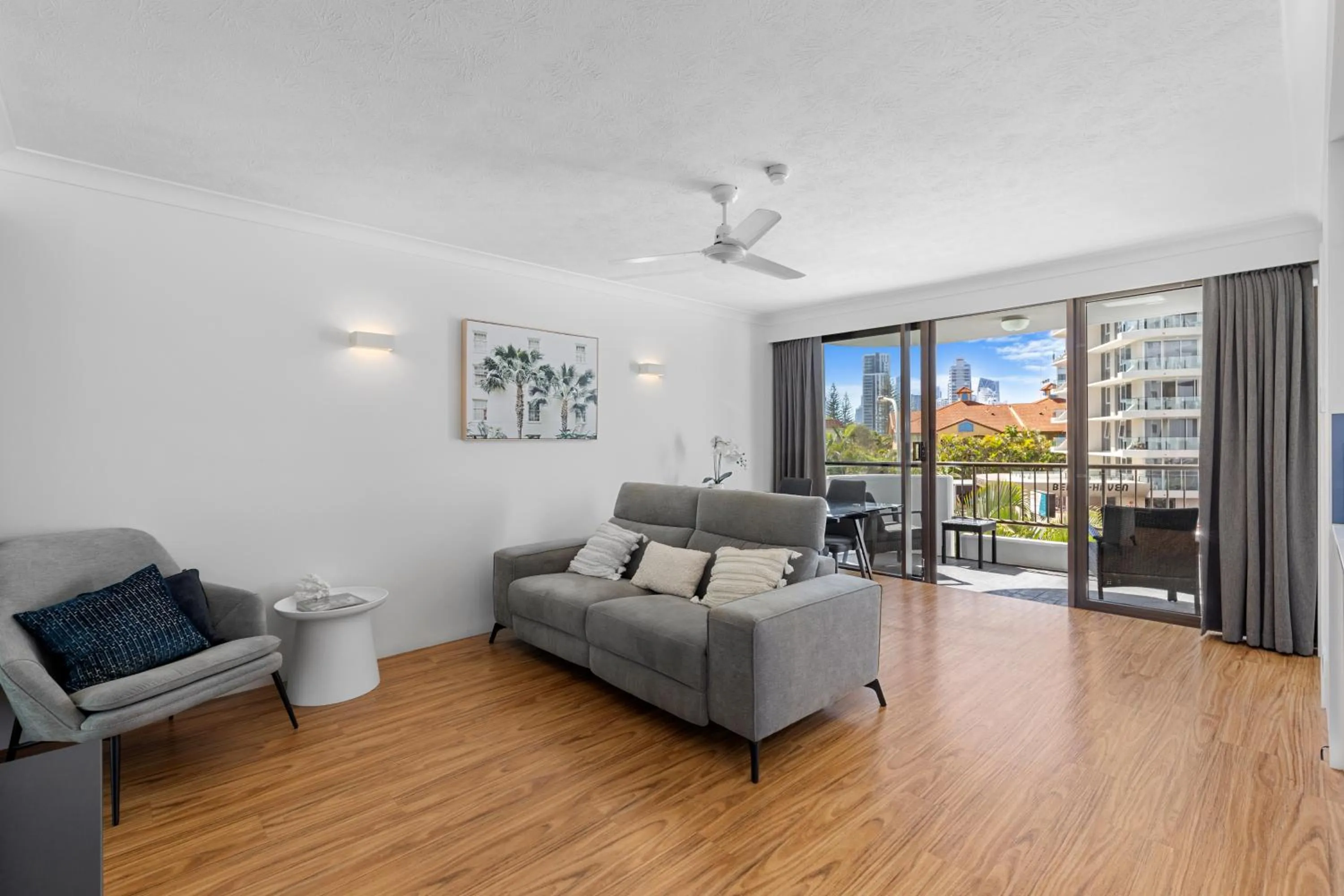 Living room in Pacific Resort Broadbeach